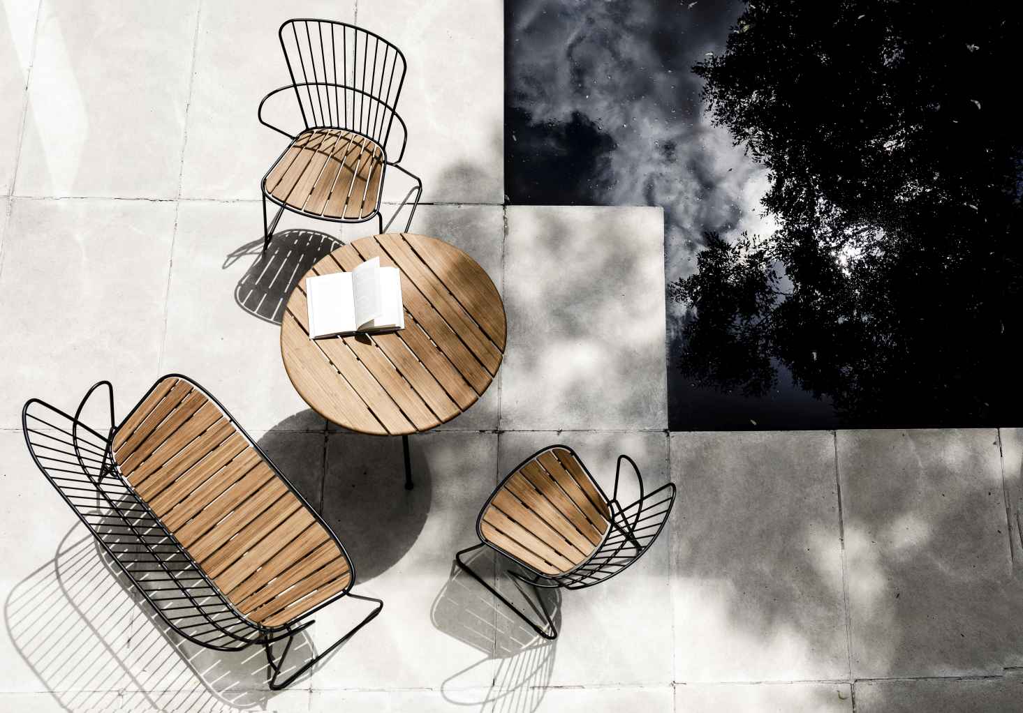 Circle Outdoor Table Ø 110 cm Houe