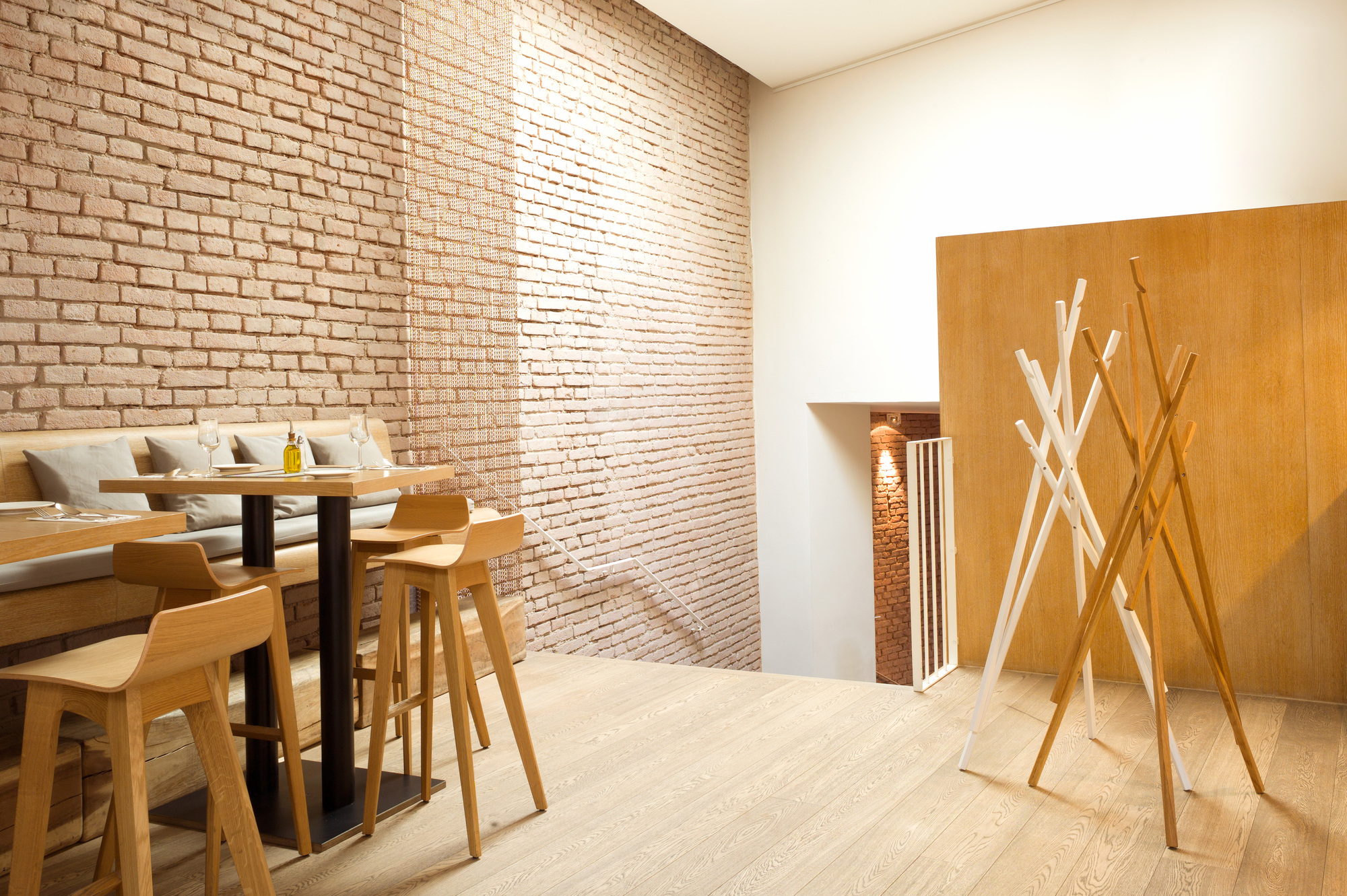 Sticks Coat rack Schönbuch walnut
