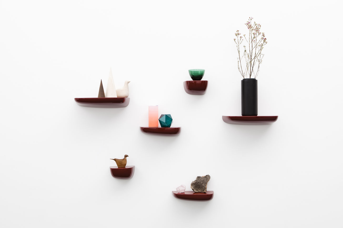 Corniches Wall board Medium Vitra Japanese red