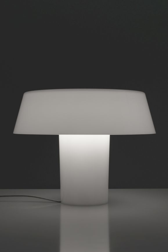 Amami Table Lamp Artemide