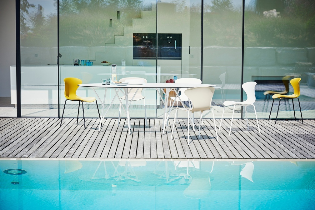 Astwerk outdoor dining table Jan Kurtz