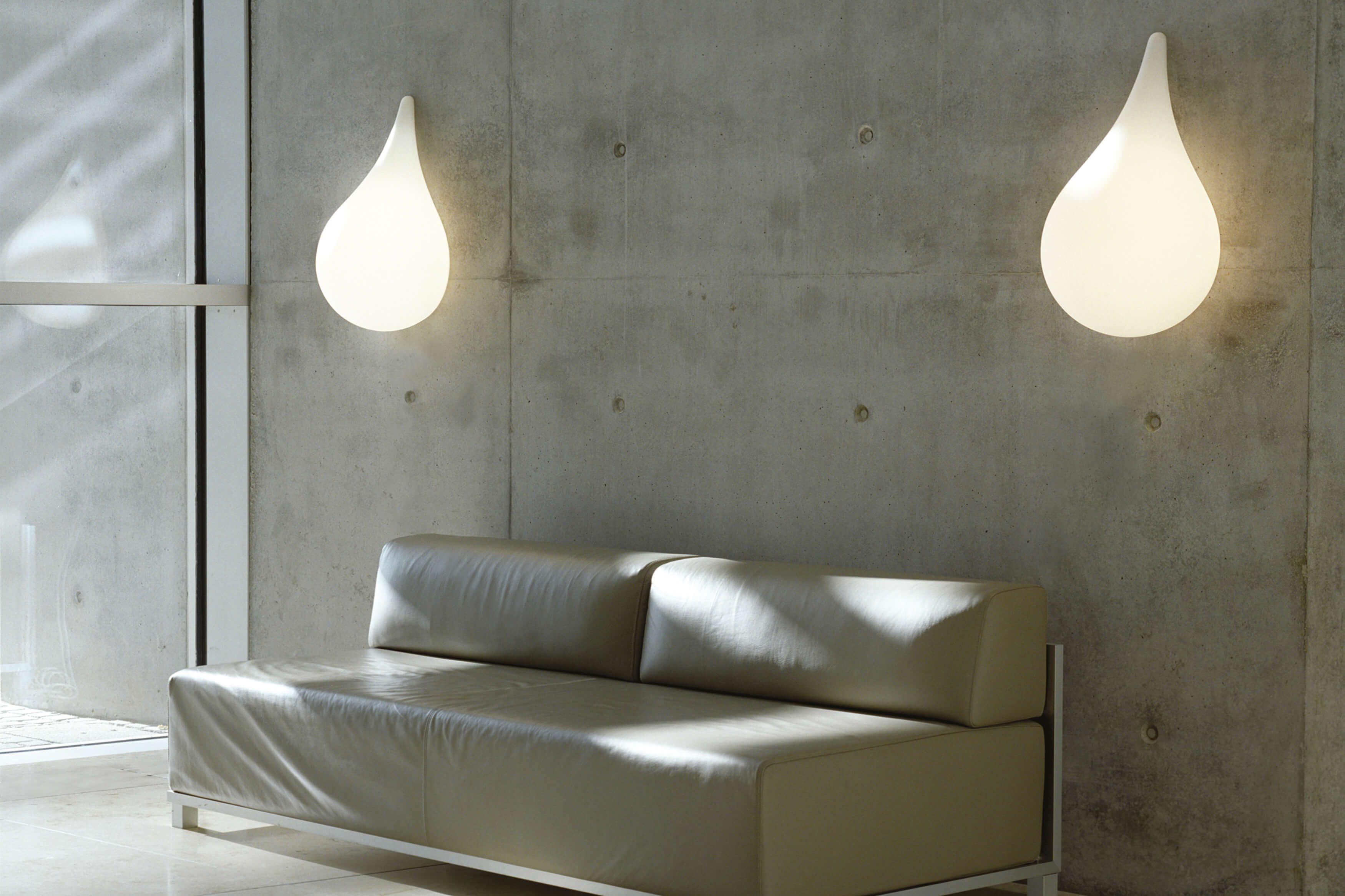 Liquid Light Drop 3 wall light Next