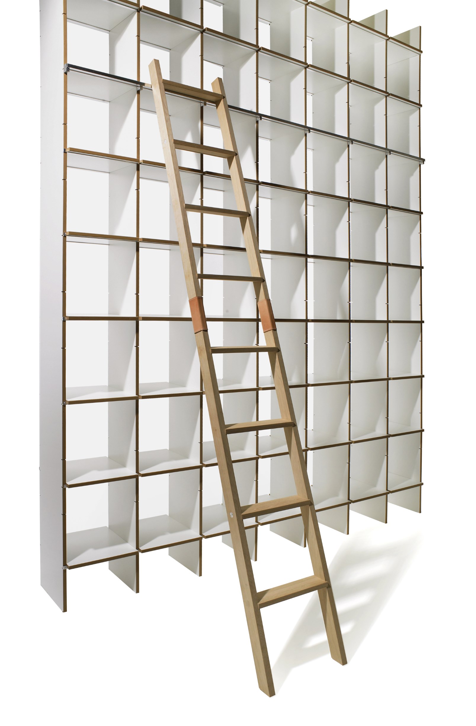 FNP shelf 223 Nils Holger Moormann