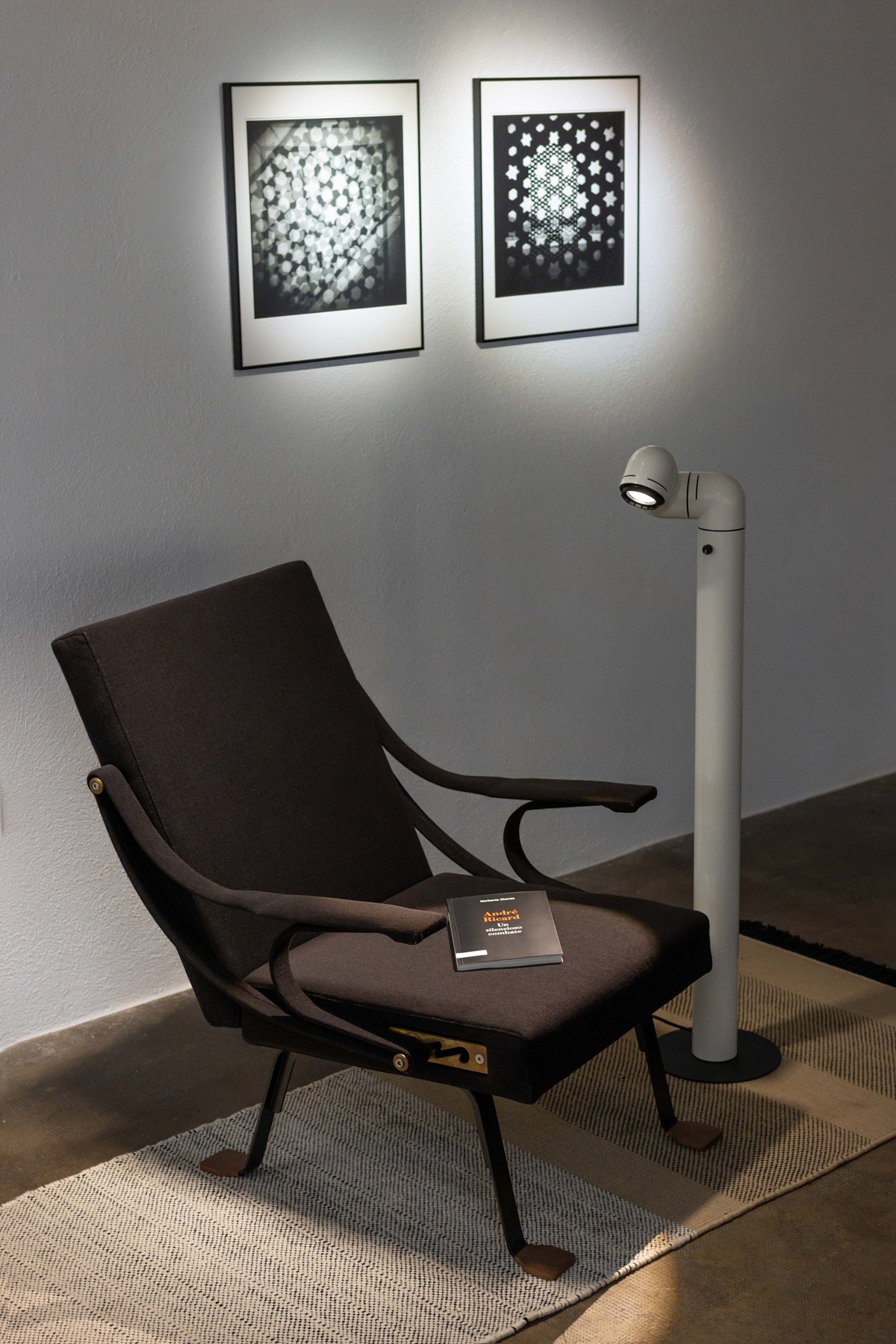 Tatu Alta Floor Lamp by Santa & Cole