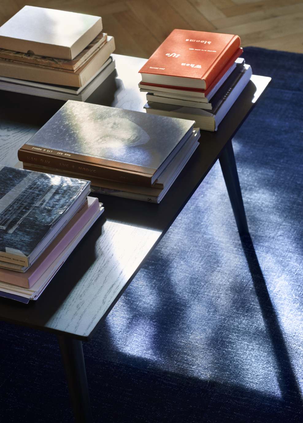 In Between Table SK23 / SK24 Coffee Table AndTradition 