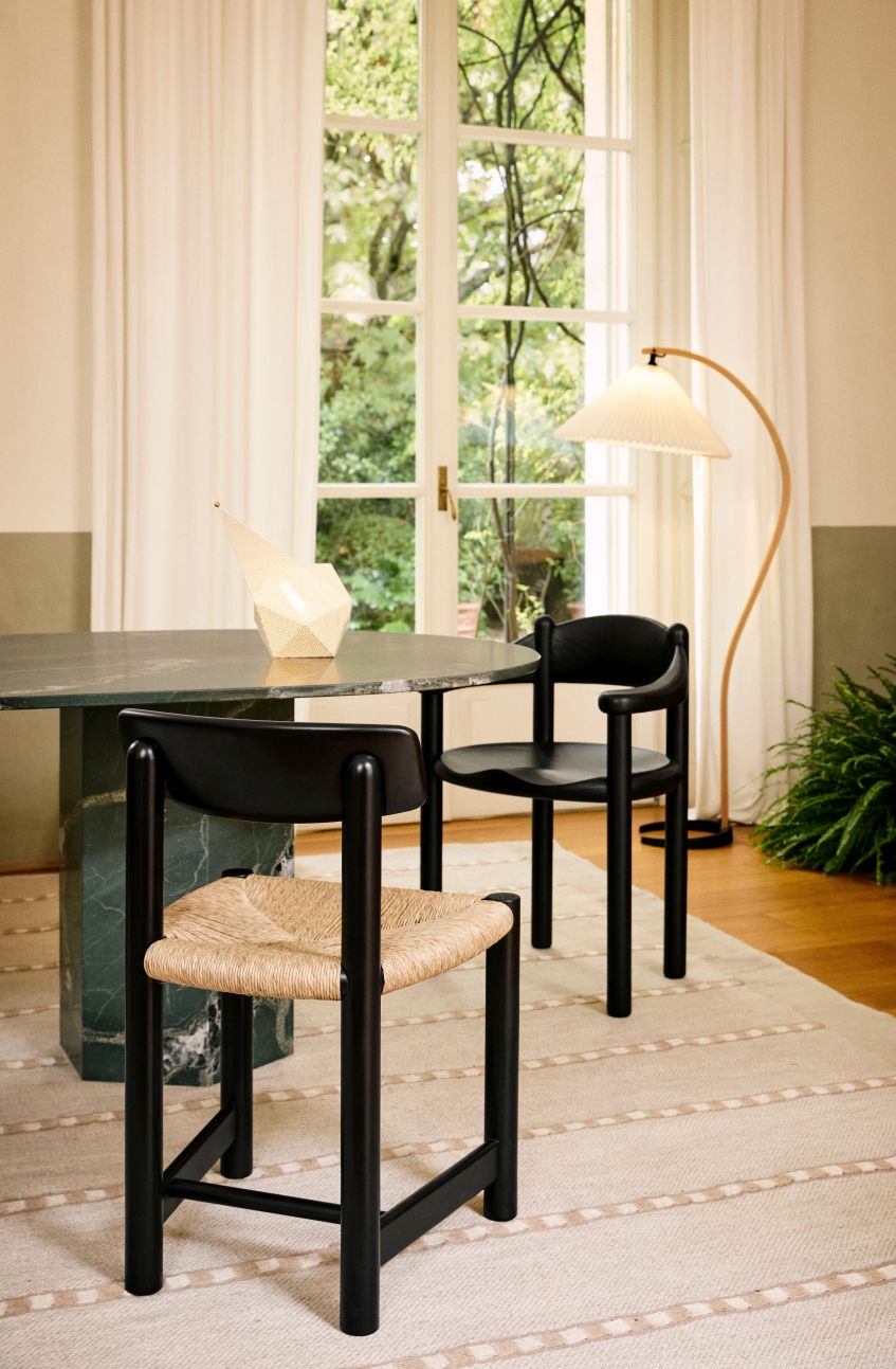 Daumiller Chair Black Pine Gubi