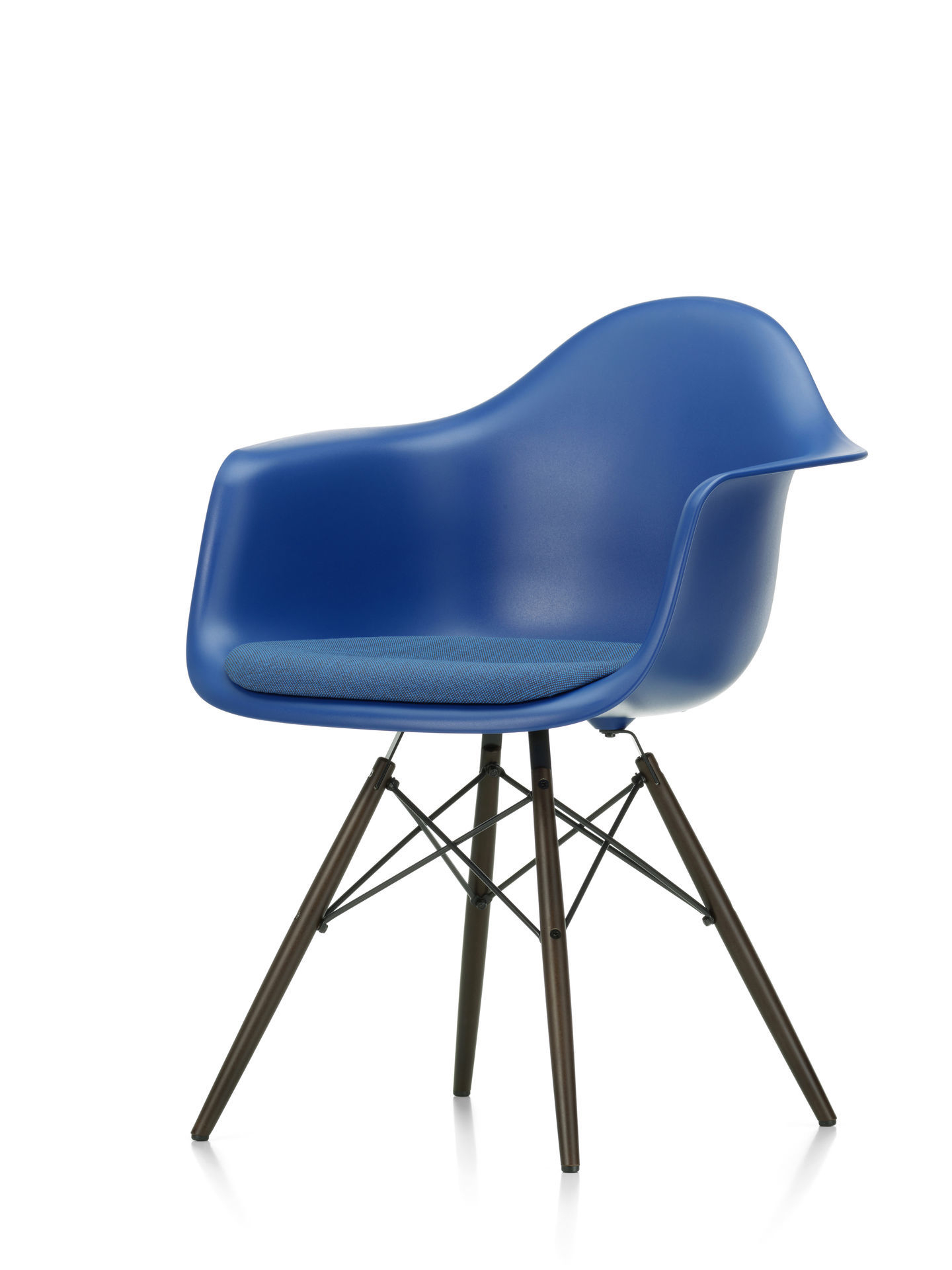 Eames Plastic Arm Chair DAW Chair with seat cushion Vitra