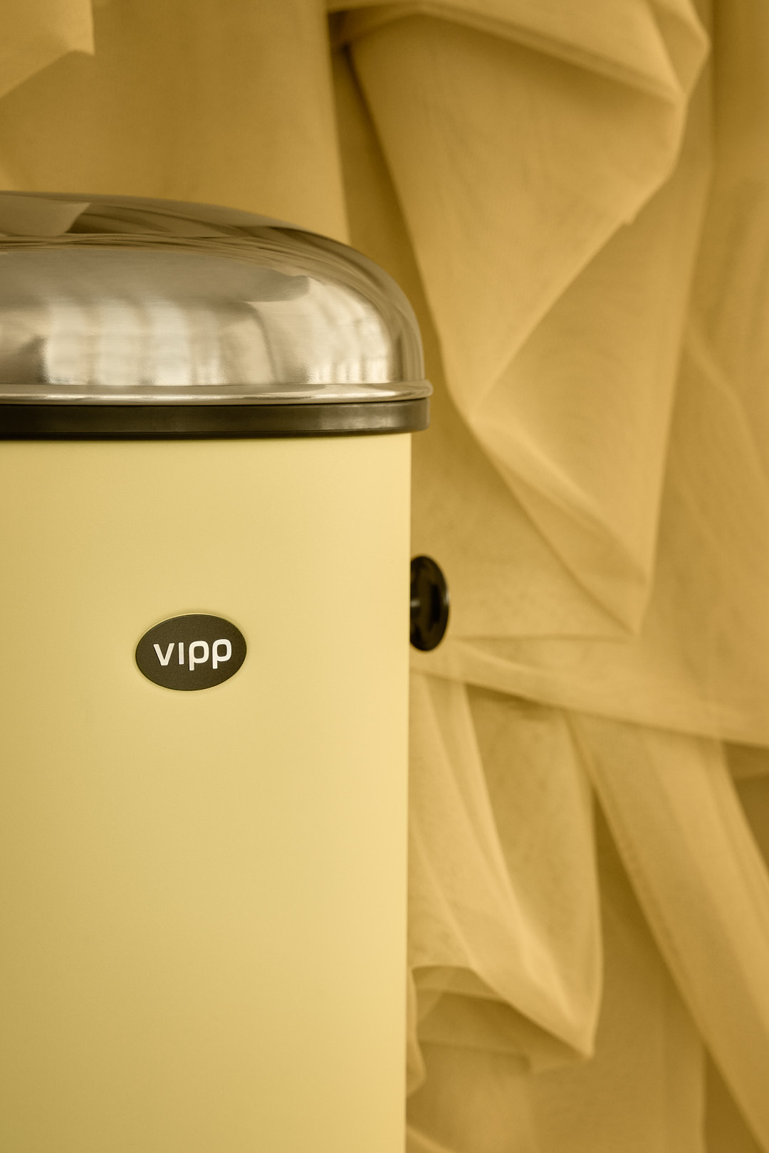 Marie's Yellow Pedal Bin Vipp LIMITED EDITION Marie's Yellow Pedal Bin Vipp LIMITED EDITION