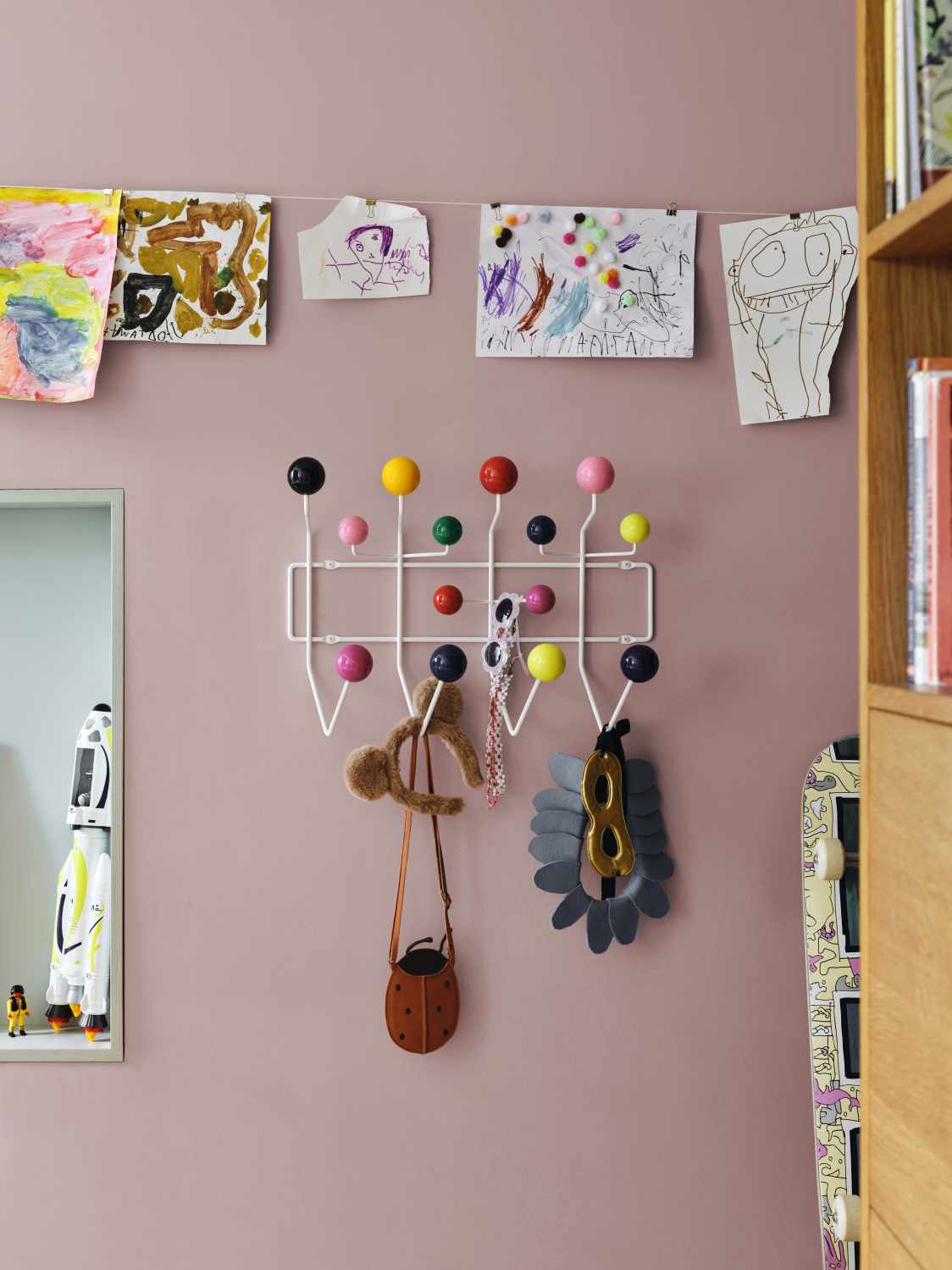 Eames Hang it all coat rack multicoloured Vitra 