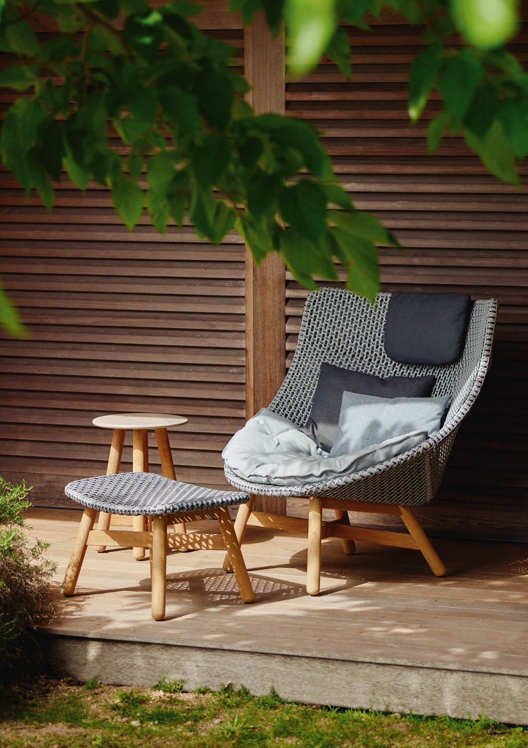 Mbrace Outdoor Side table Dedon