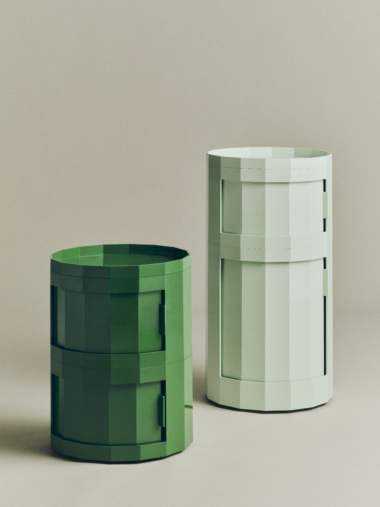 Facet Cabinet 20 Storage Space Hay