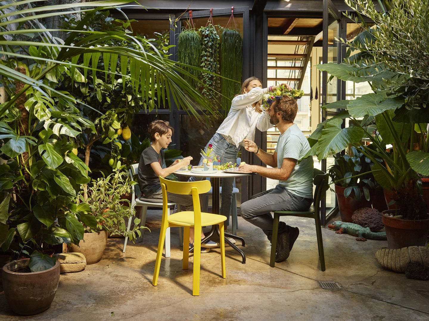 All Plastic Chair Outdoor Chair Vitra