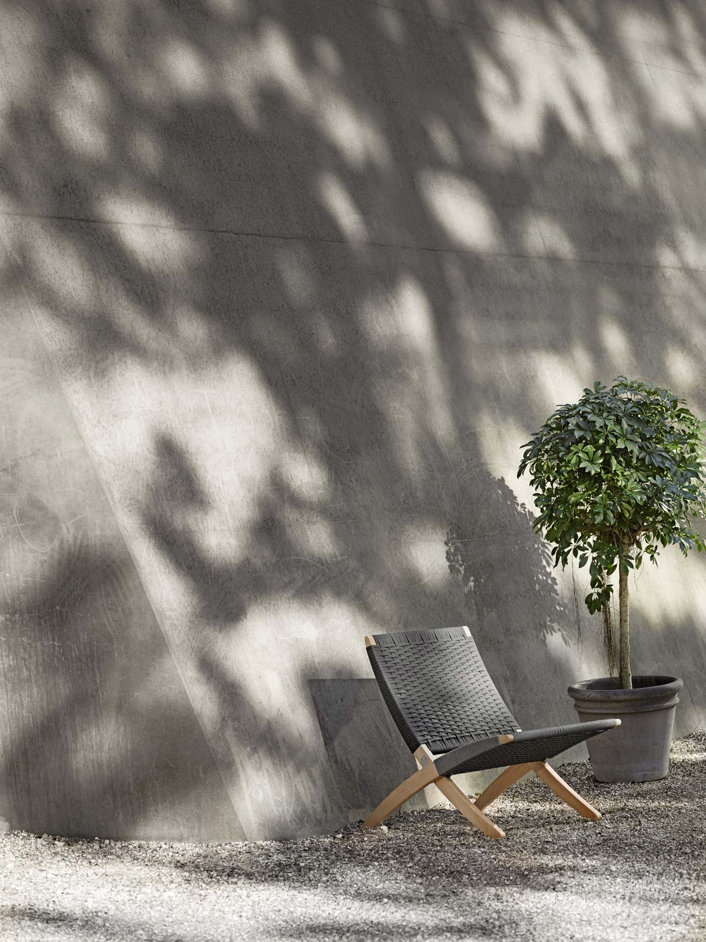 Cuba Chair outdoor armchair Carl Hansen & Søn