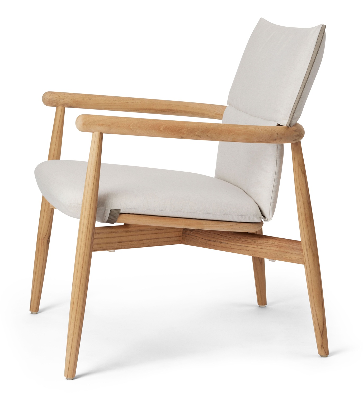 Embrace Outdoor Lounge Chair with cushion Carl Hansen & Søn
