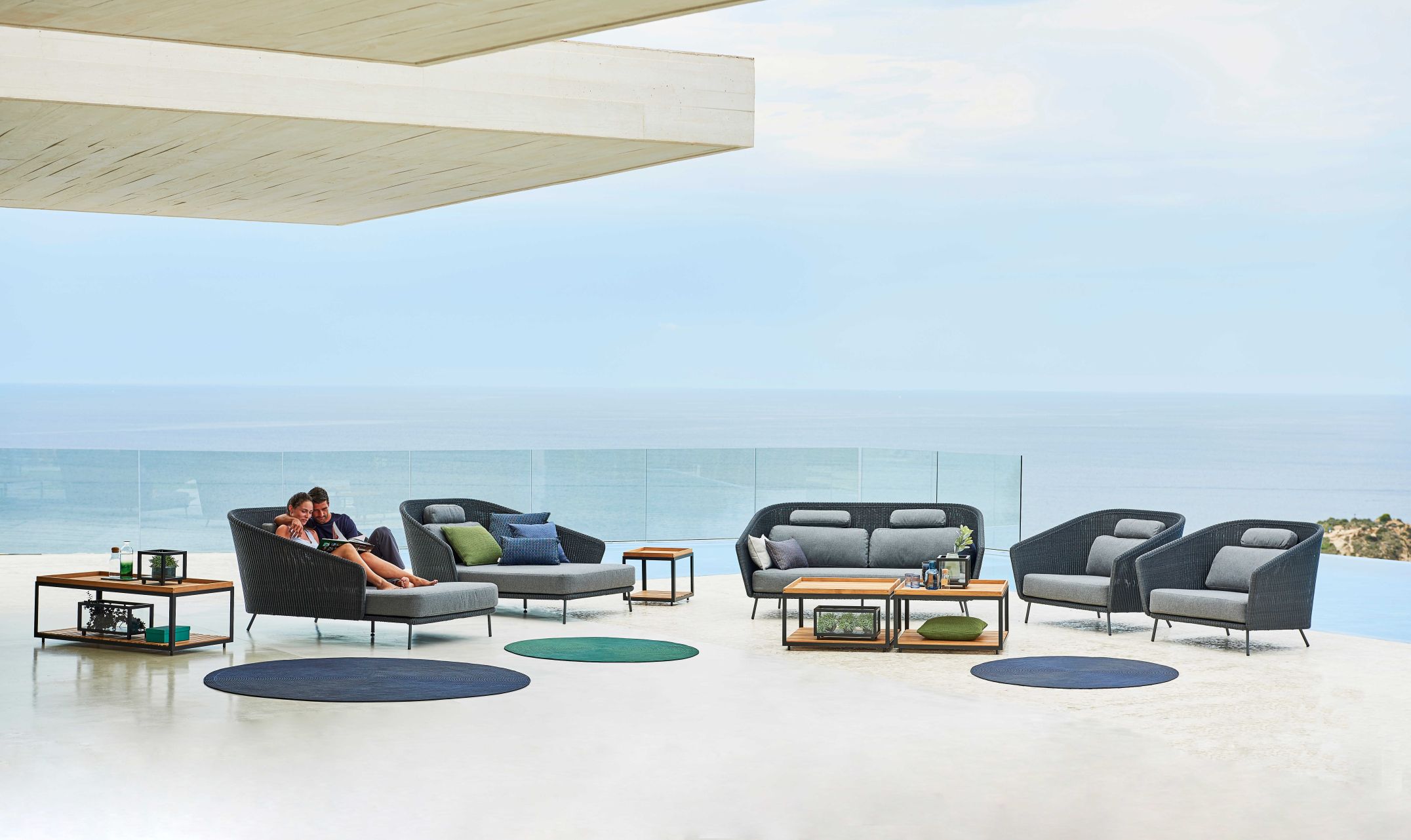 Mega Outdoor Sofa Cane-Line