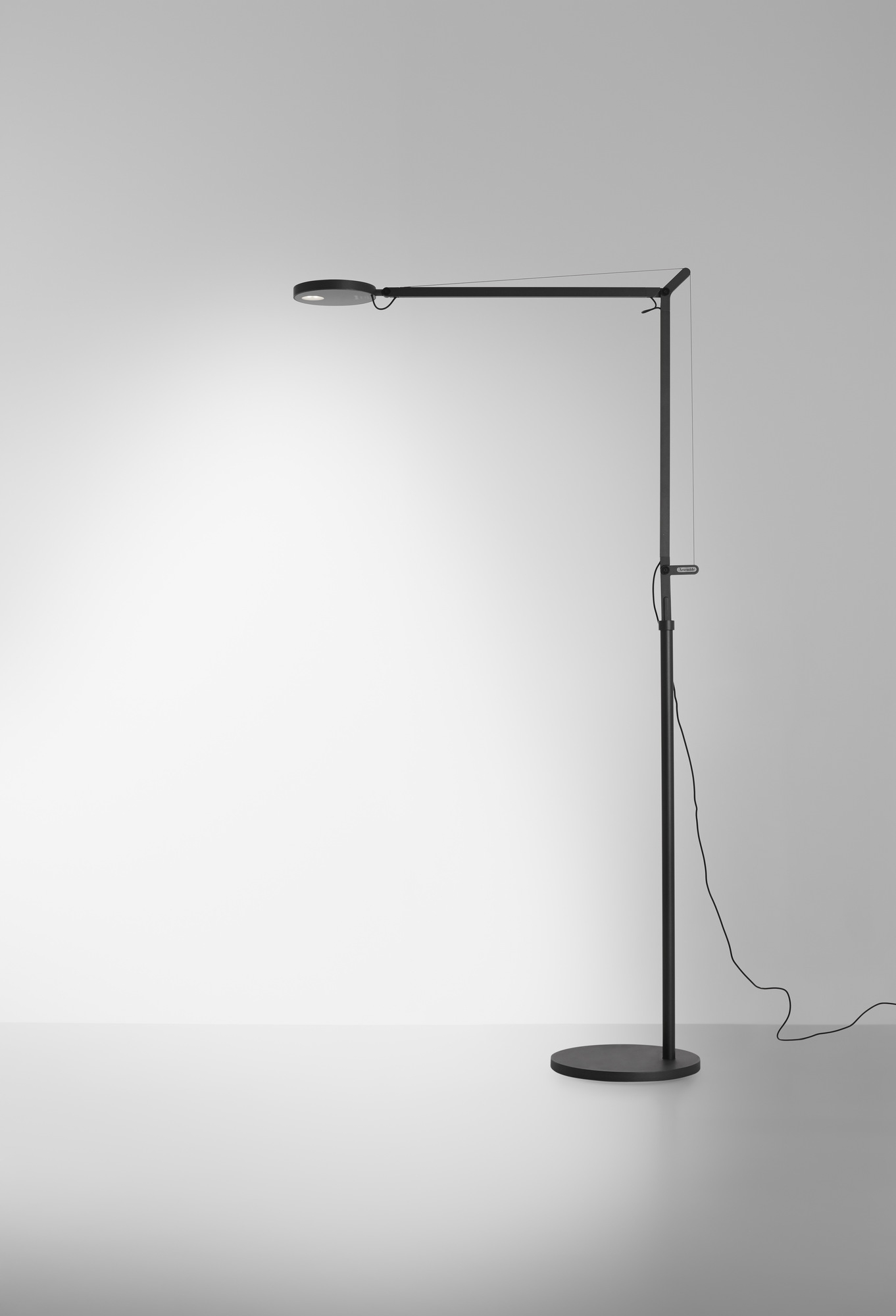 Demetra Reading Floor Floor lamp body (part 2 of 2) Artemide