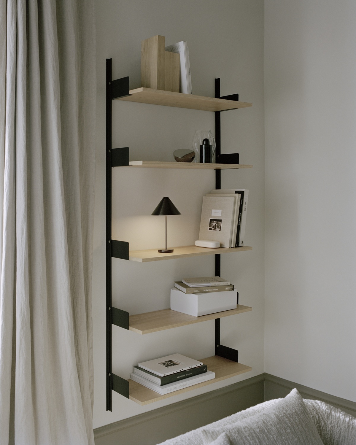 Wall Shelf 1900 New Works