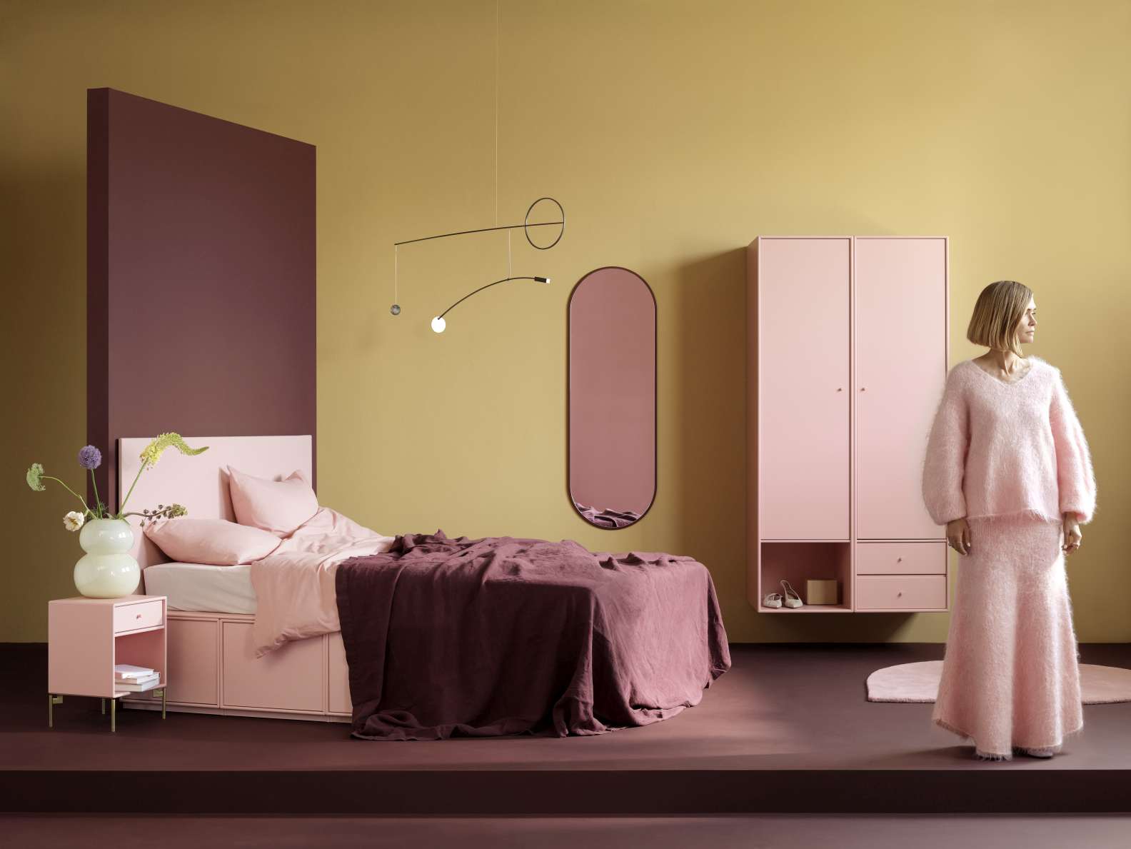 Colour Frame Mirror Figure Mirror Montana 