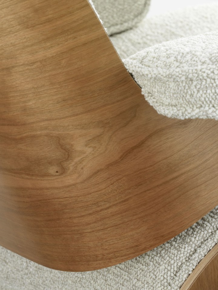 Eames Lounge Chair & Ottoman armchair PREFERRED COMBINATION Nubia, cream sand, polished, cherry wood