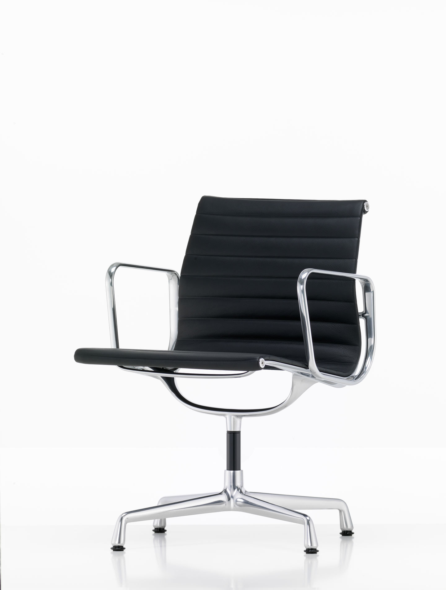 Aluminum Chair EA 108 / EA 108 Chair Vitra
