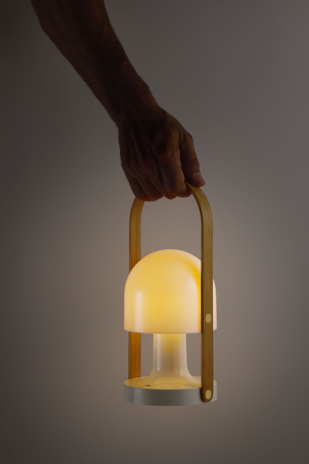 FollowMe table lamp / rechargeable lamp marset