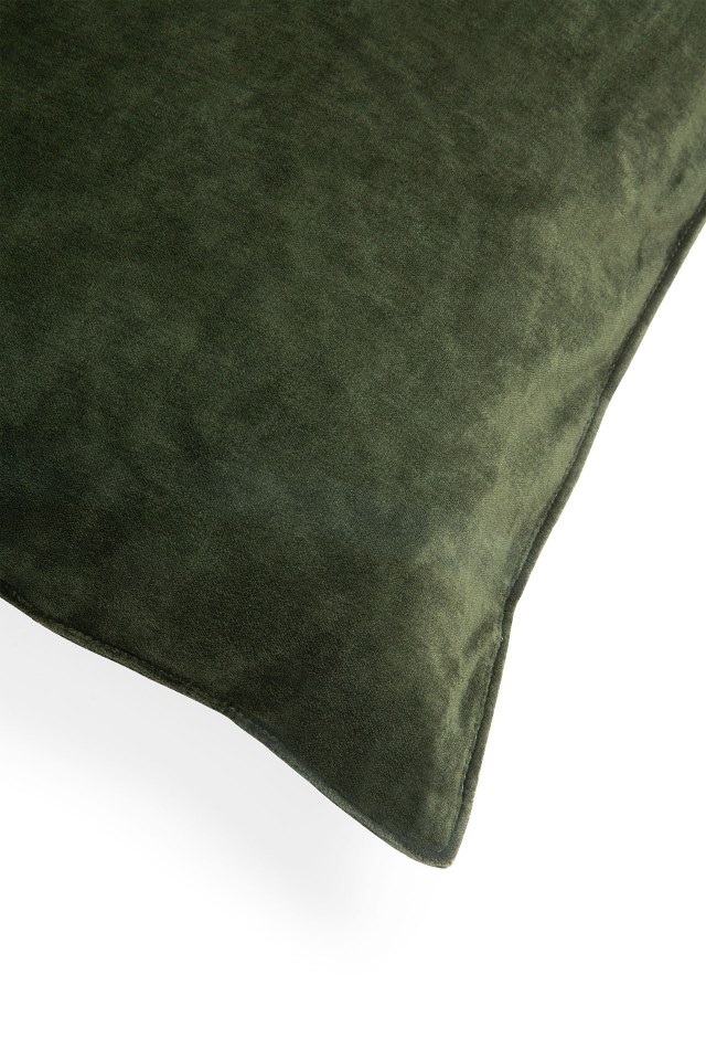 Velvet cushion 60x40 cm Ethnicraft 