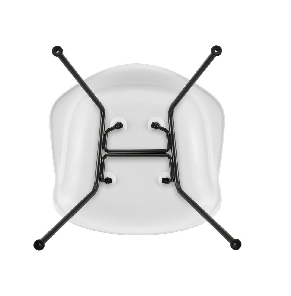 Eames Plastic Arm Chair DAX with seat cushion Vitra