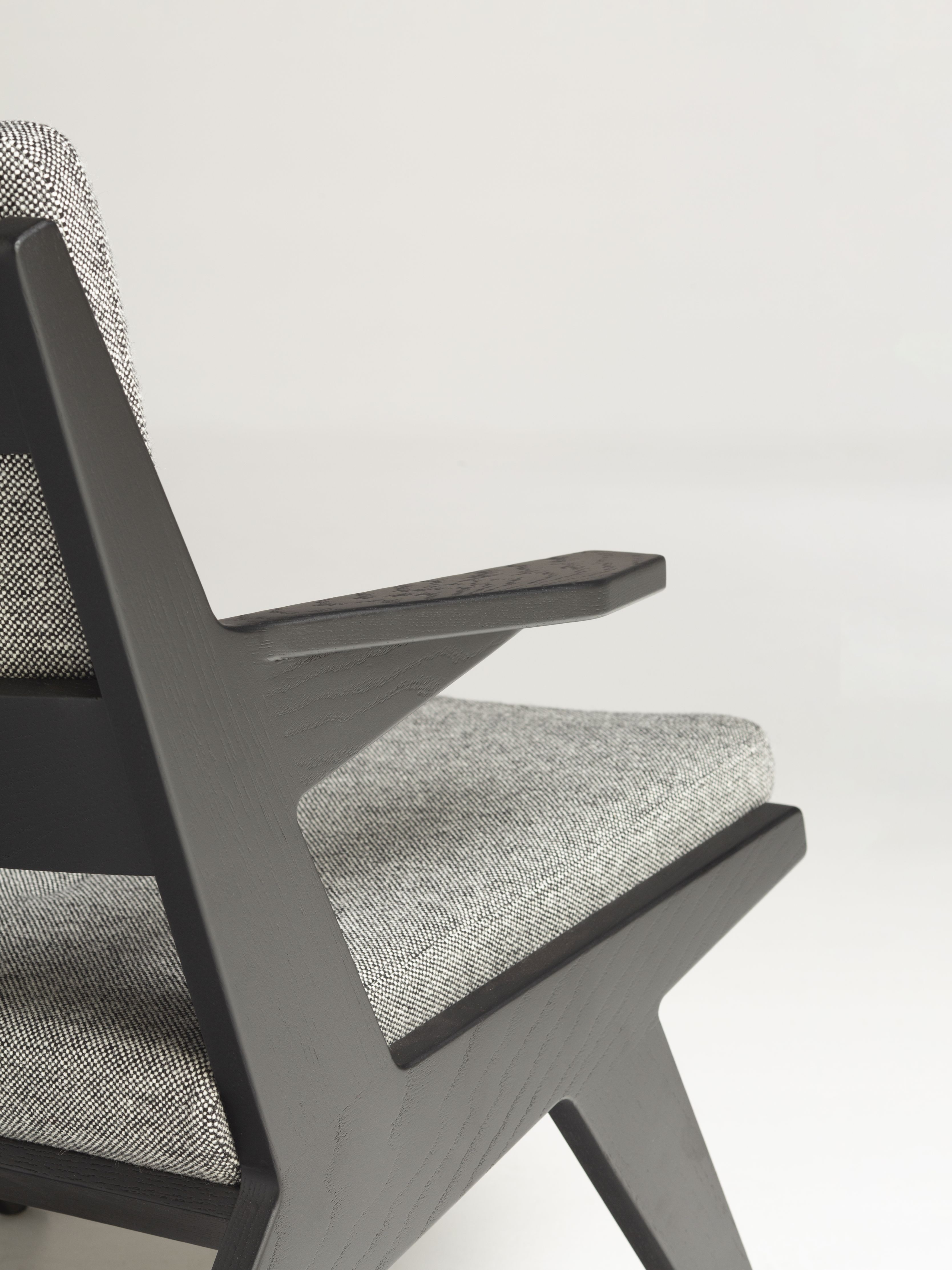 Toggle Armchair Wood Prostoria