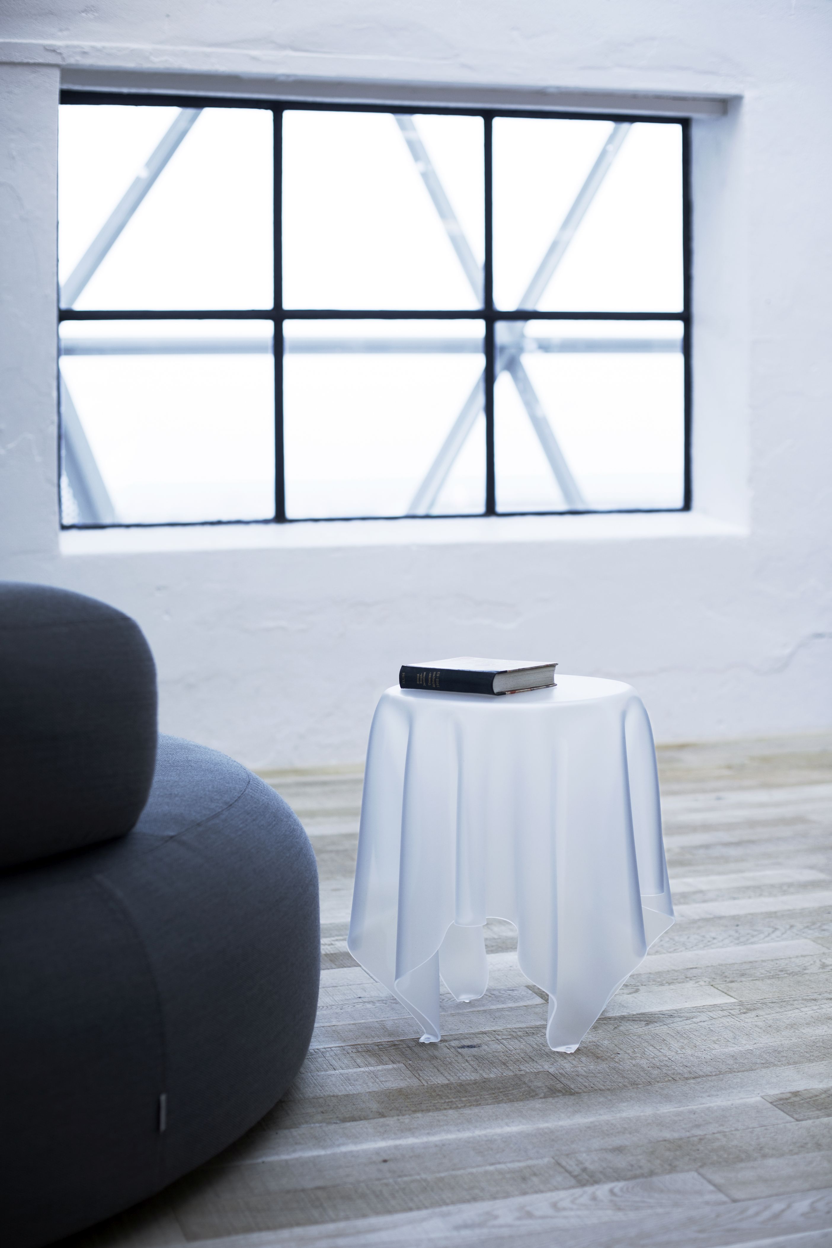 Essey Illusion Side Table ice Klein & More