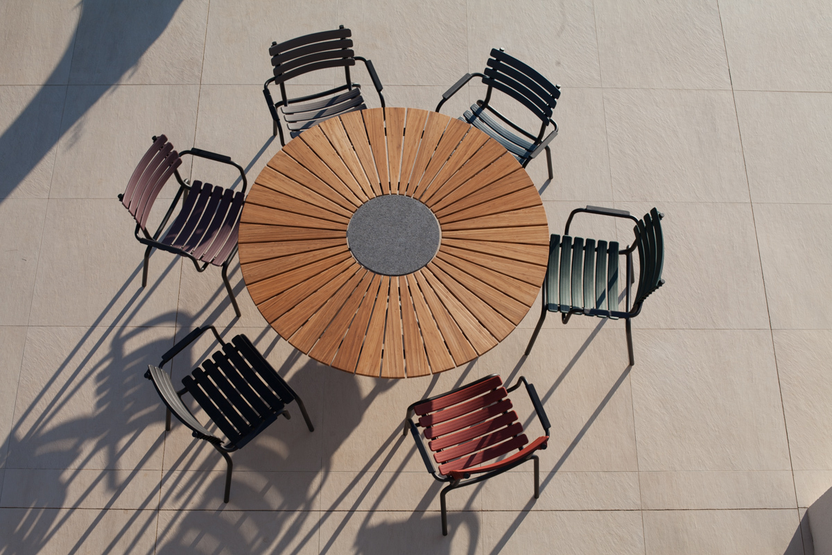 Circle Outdoor Table Houe