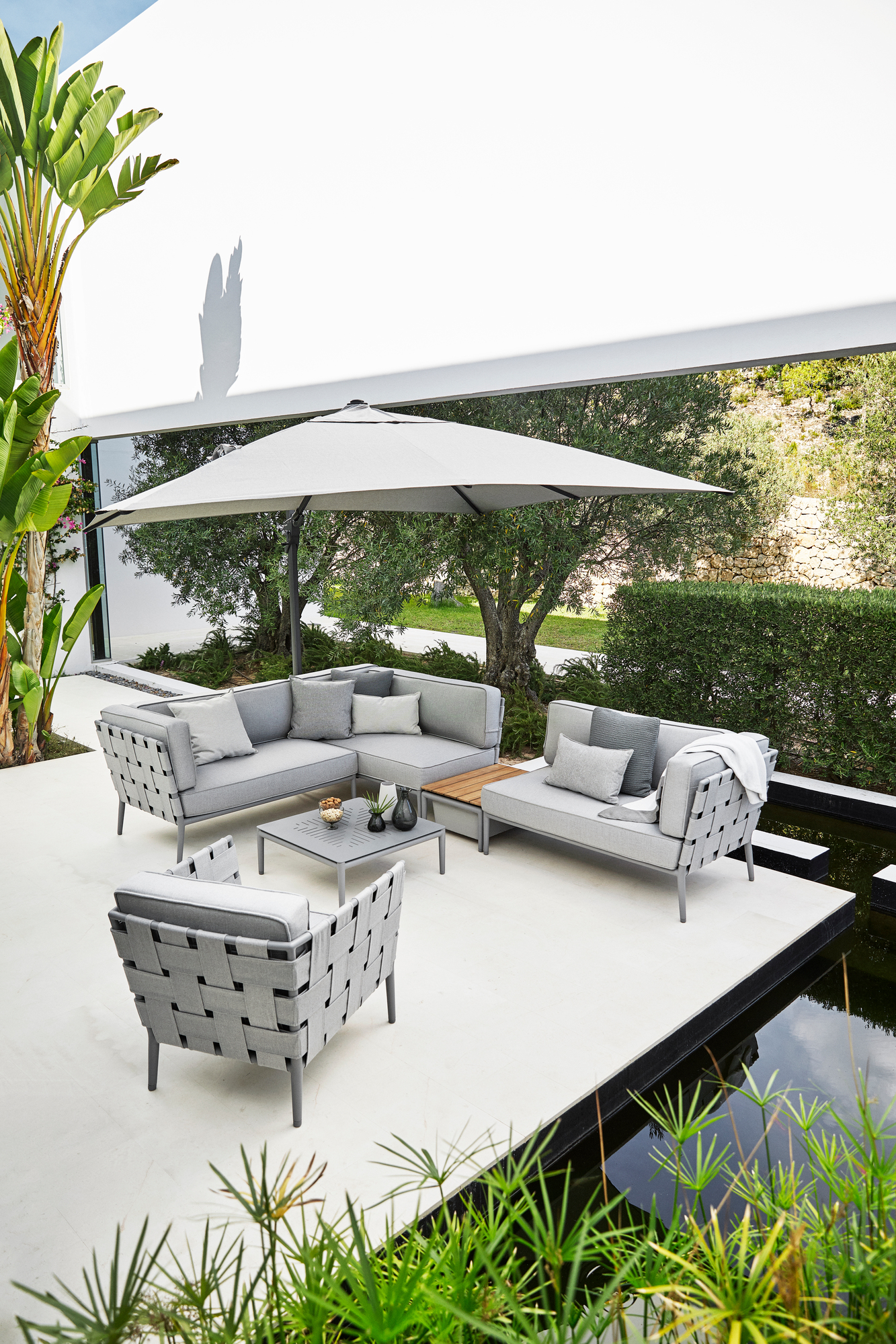 Conic AirTouch Outdoor 2-seater modular sofa right light grey Cane-Line