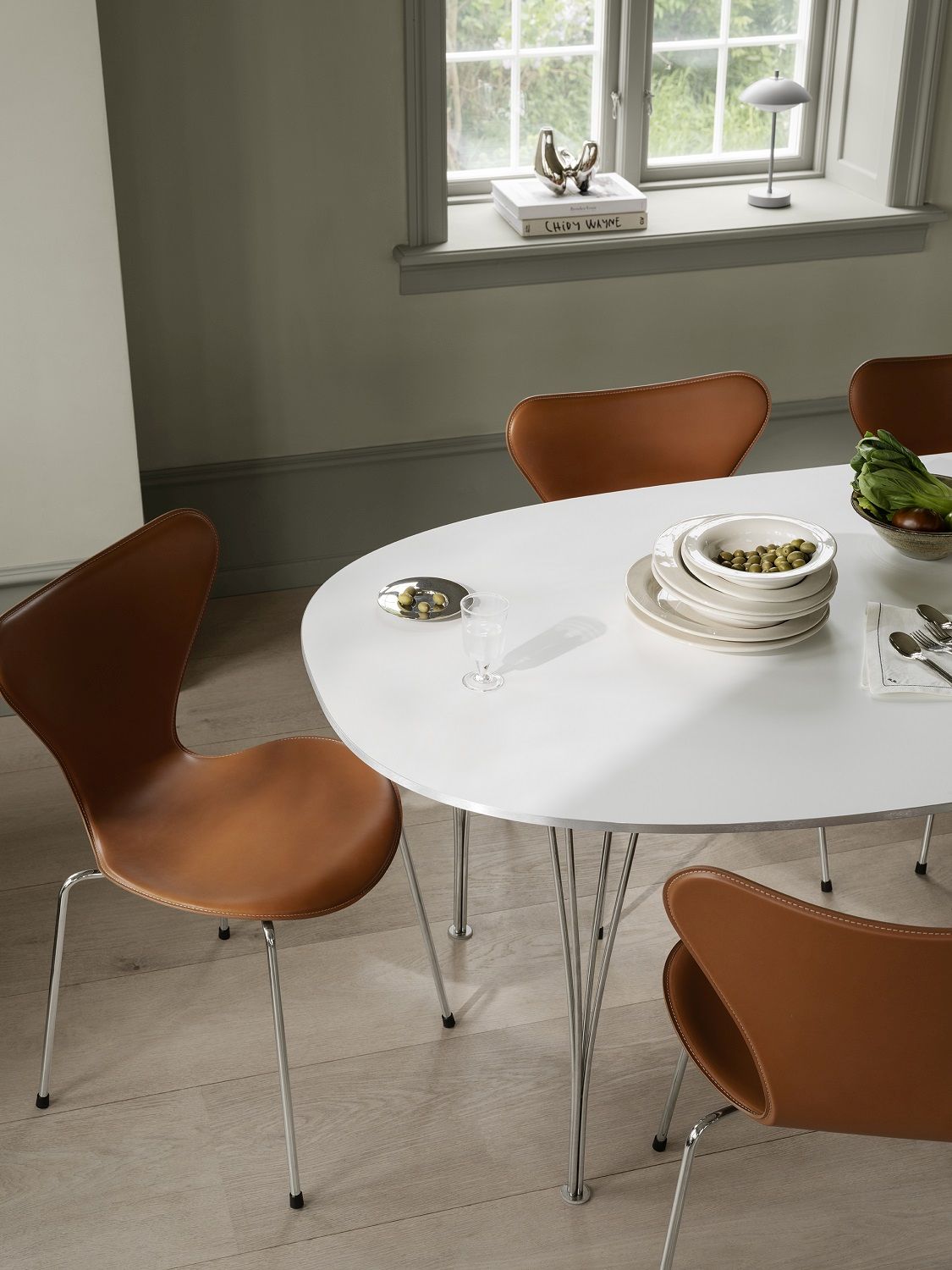 Seven / Series 3107 Tailored chair Fritz Hansen