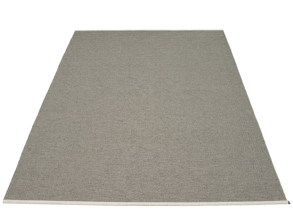 Mono Plastic Rug 230x320 cm Pappelina