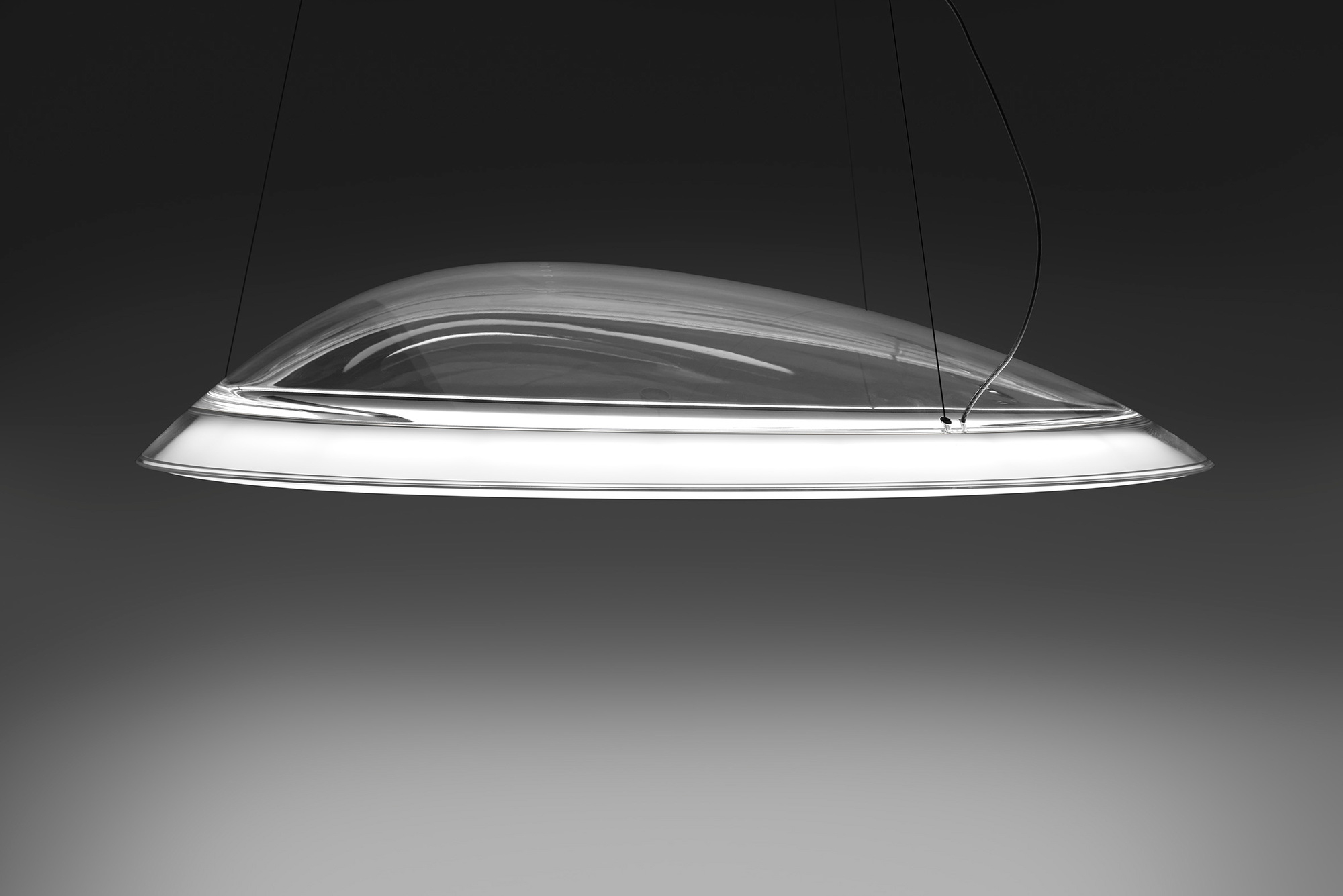 Ameluna pendant lamp 3000K push dimmer Artemide