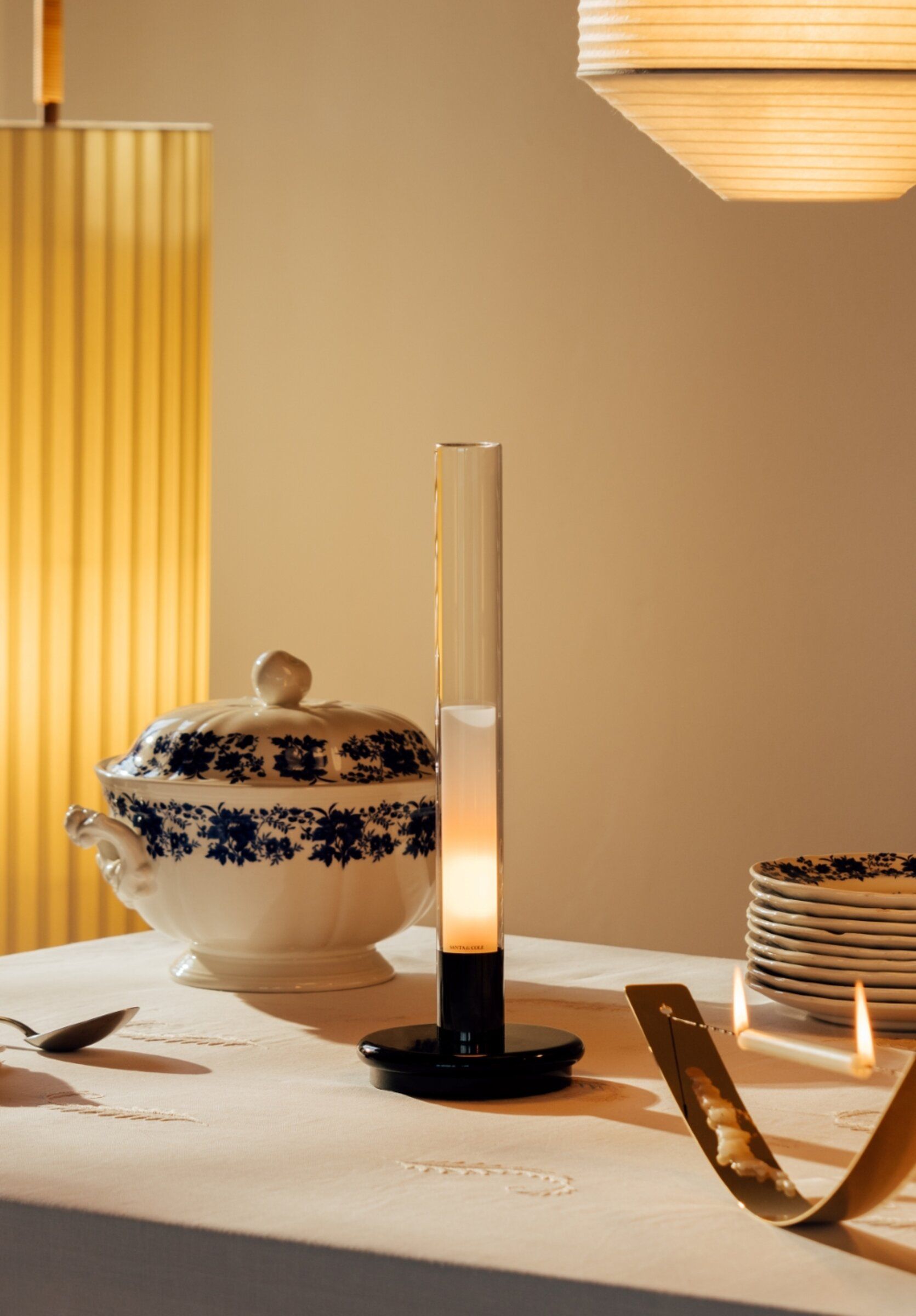 Tripode G6 Table Lamp Santa & Cole