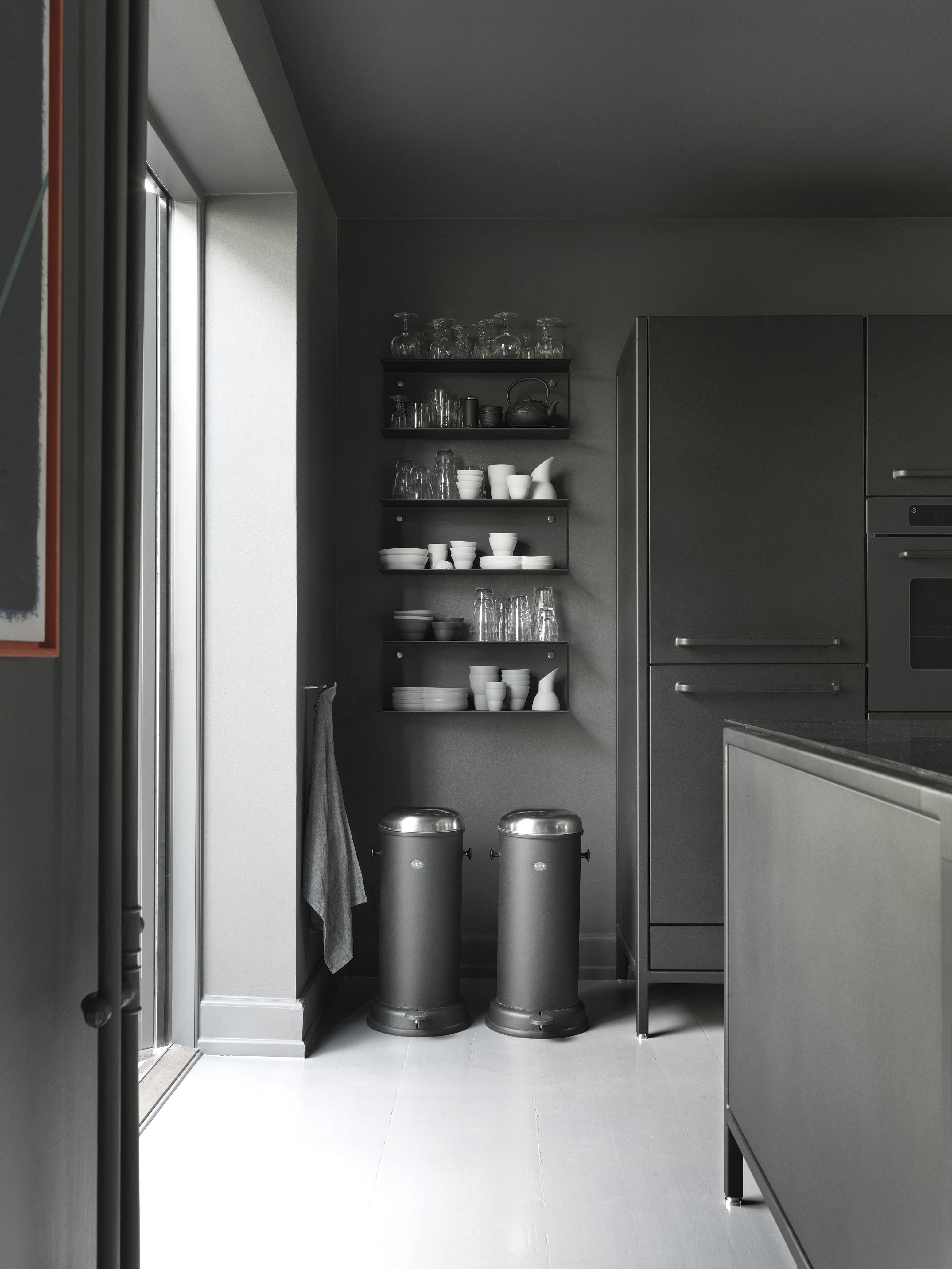 Pedal Bin L 30 black Vipp Pedal Bin L 30 black Vipp