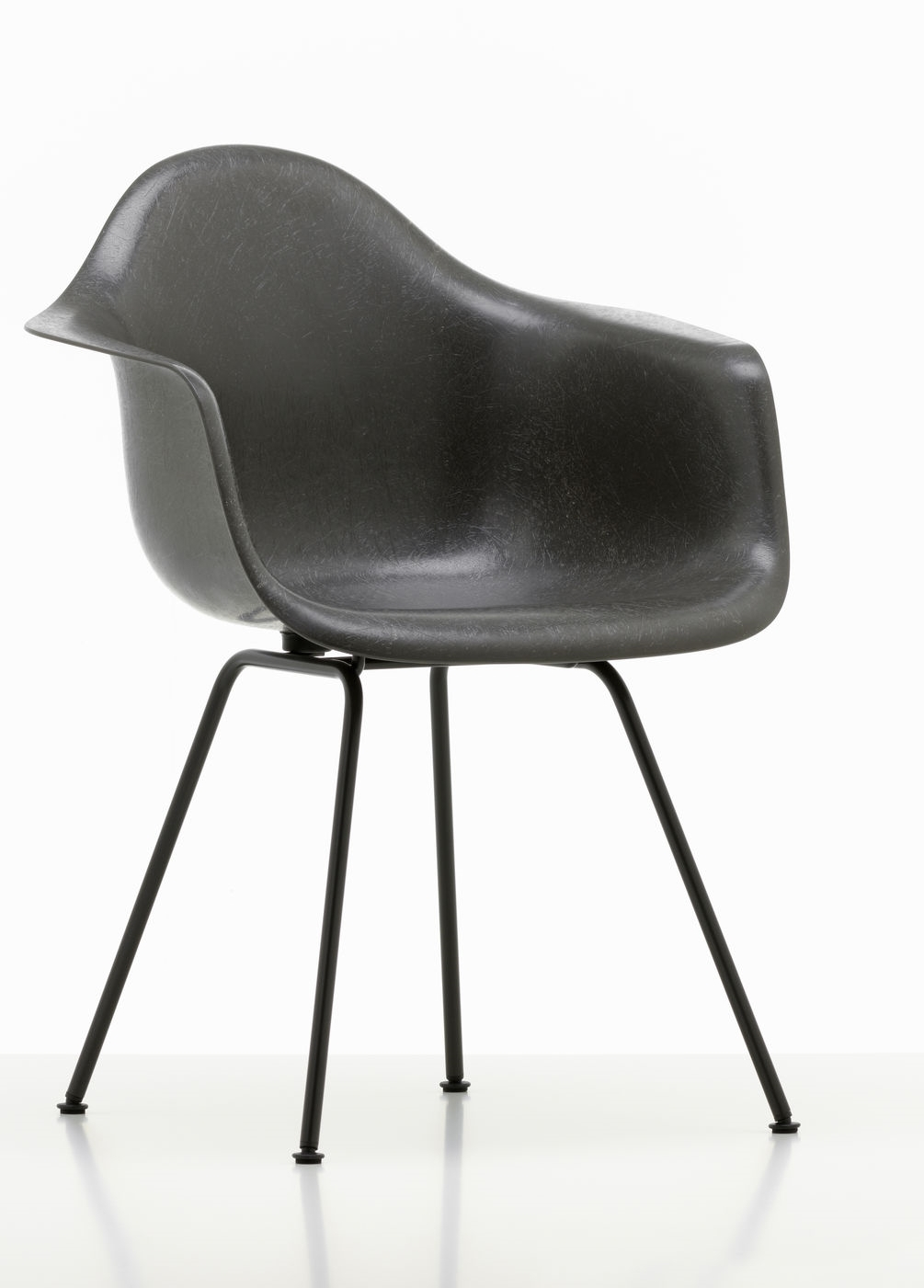 Eames Plastic Arm Chair DAX Chair Vitra Chrome - White