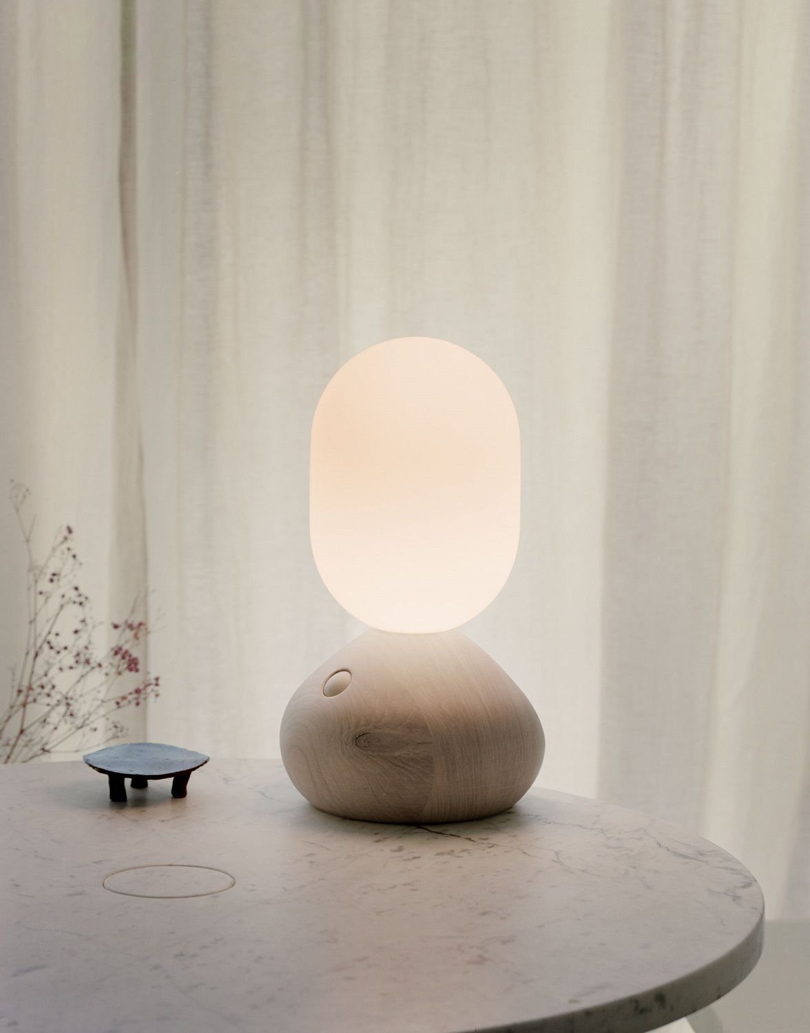 Sun Home light sculpture / table lamp grey