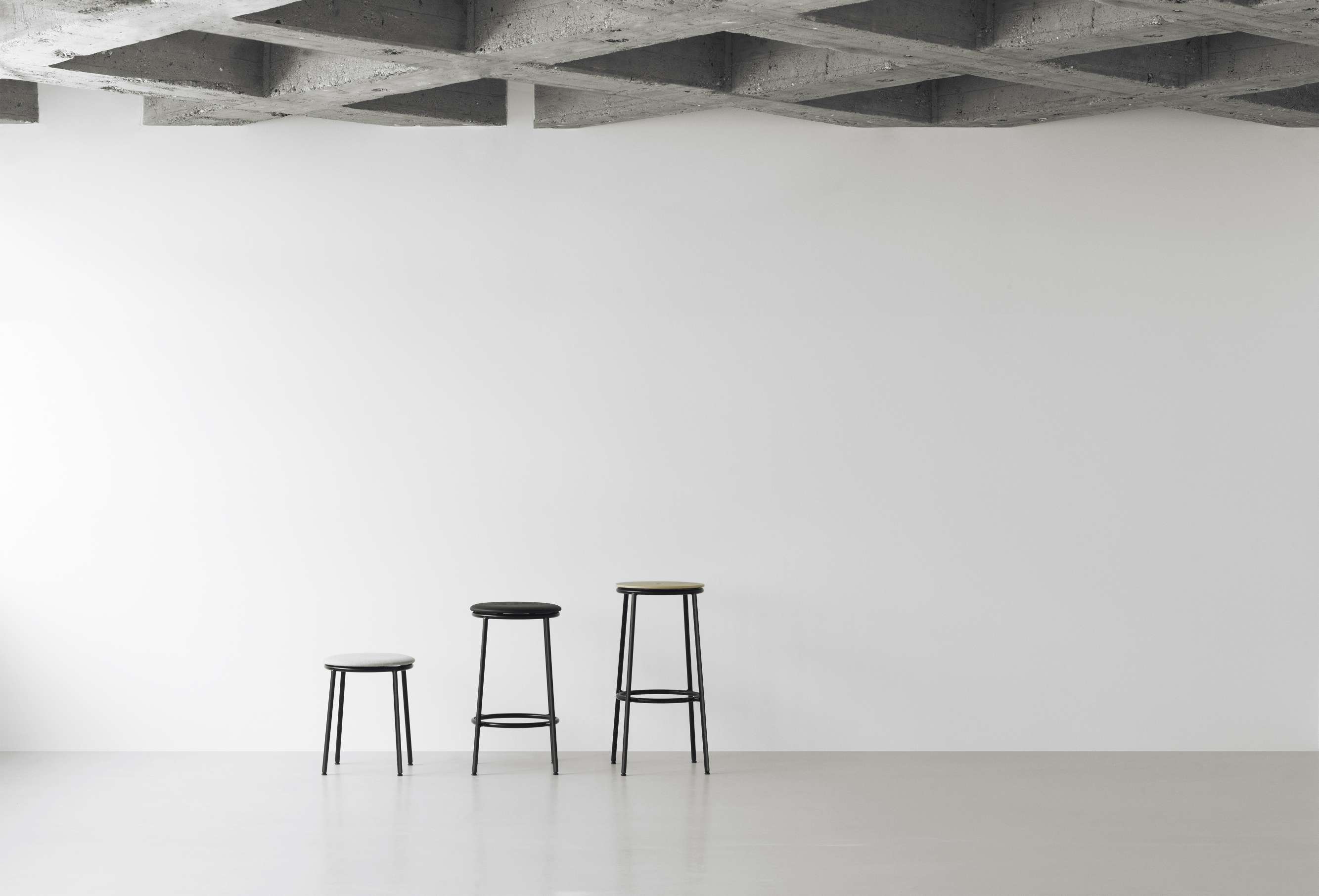 Circa Barstool H 75 cm Barstool Normann Copenhagen 