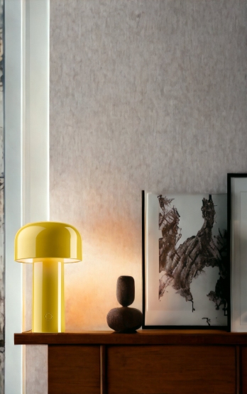 Bellhop Battery Tablelamp with USB cable Flos