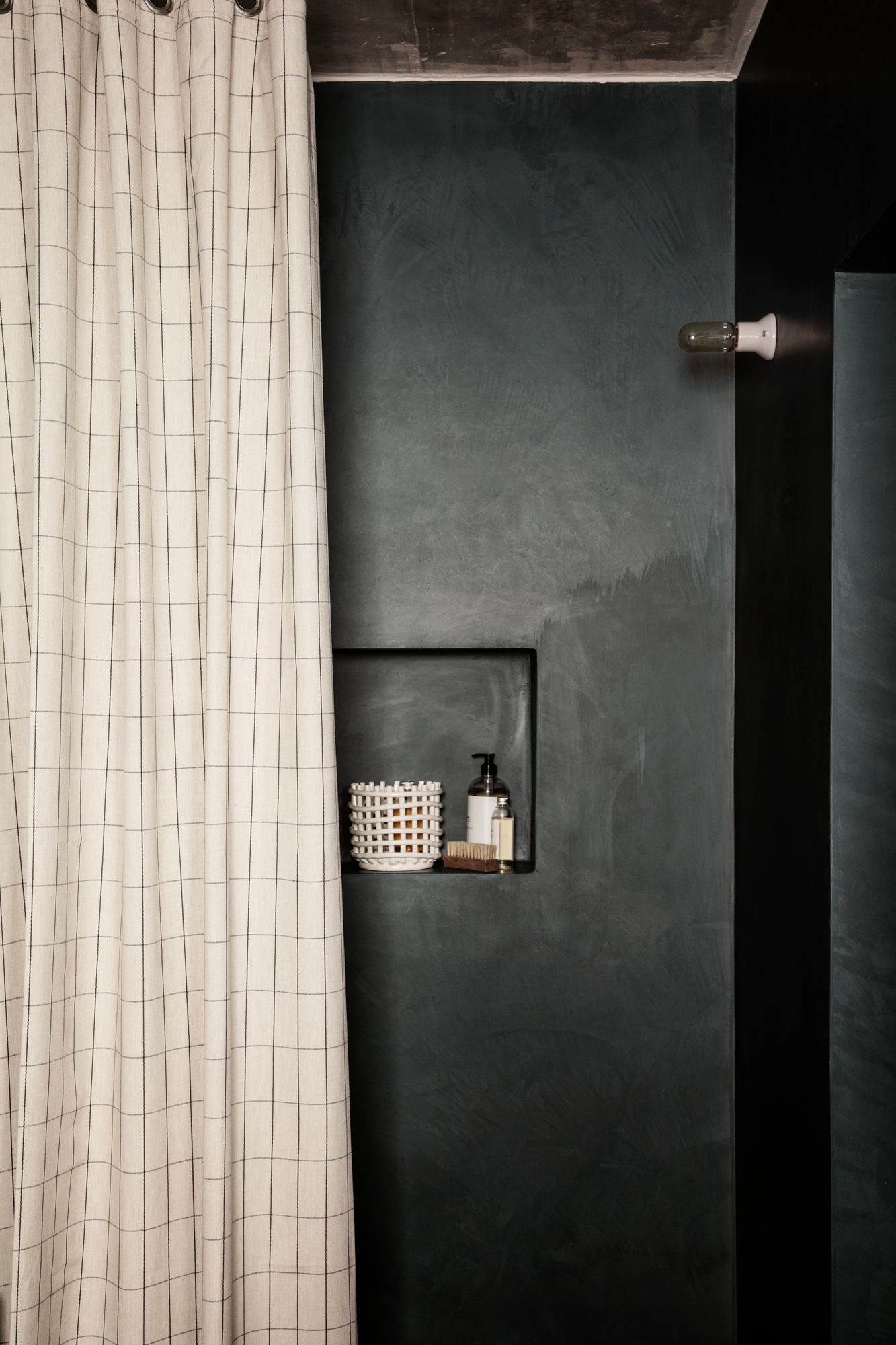Ceramic Basket large Ferm Living