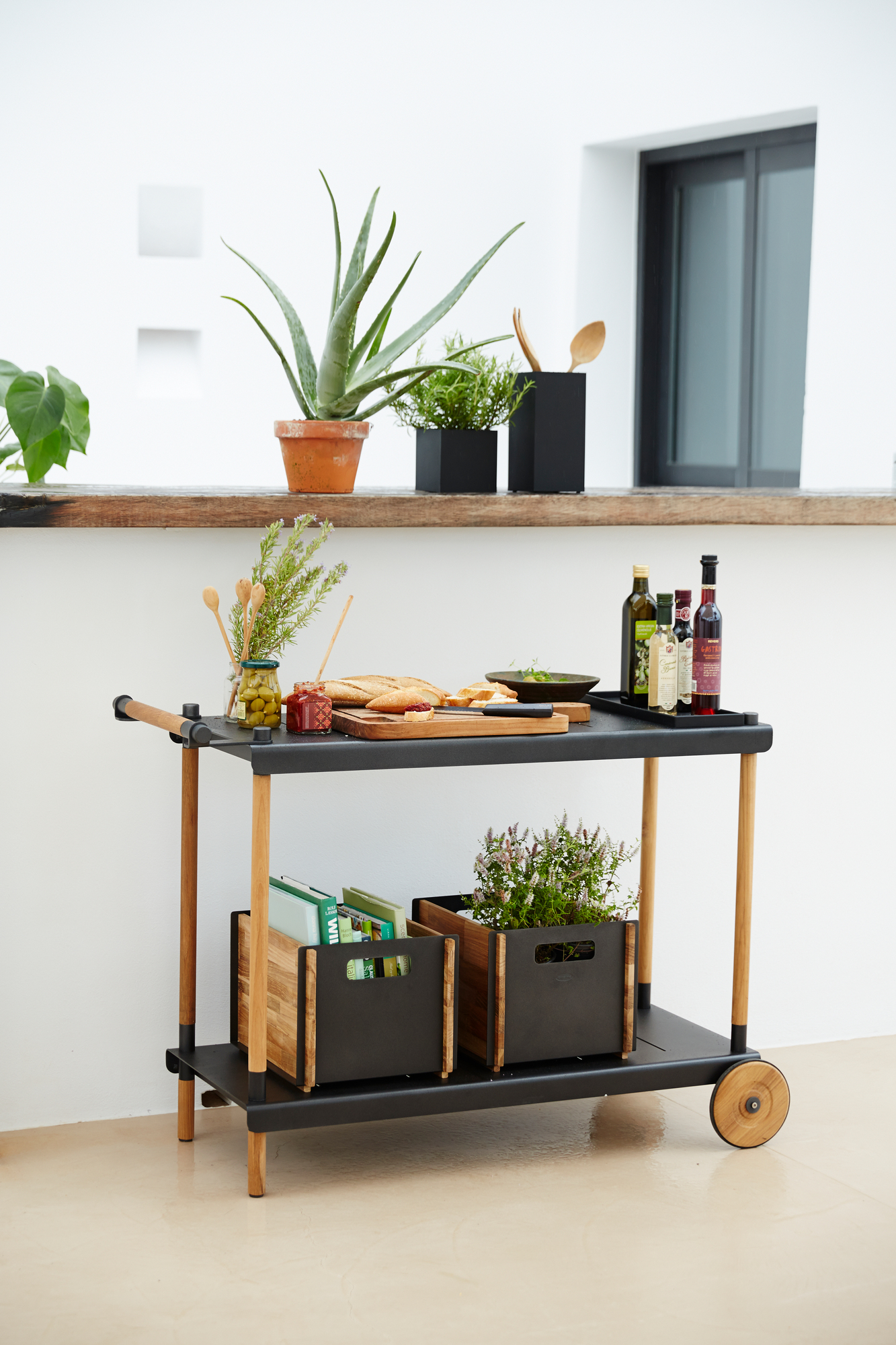 Frame Indoor / Outdoor Bar trolley Cane-Line