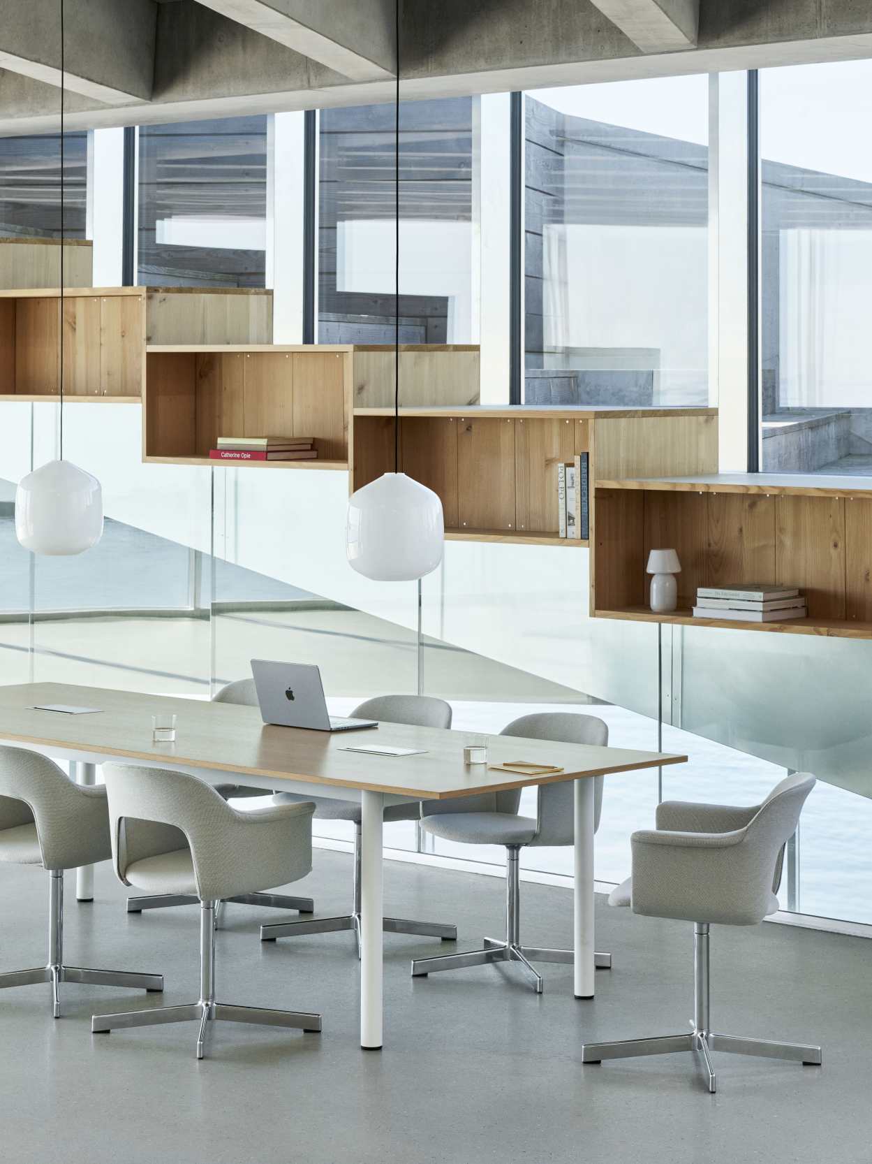 Annex Table Overhang dining table Hay  