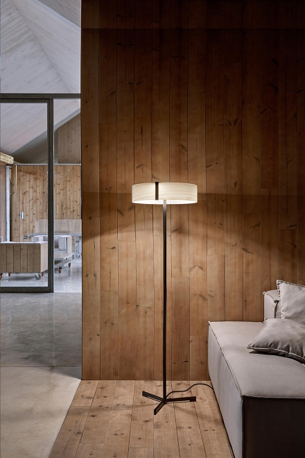 Thesis Floor LED floor lamp LZF Lamps 