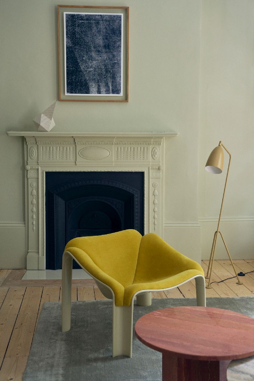 F300 Lounge Chair Armchair Gubi