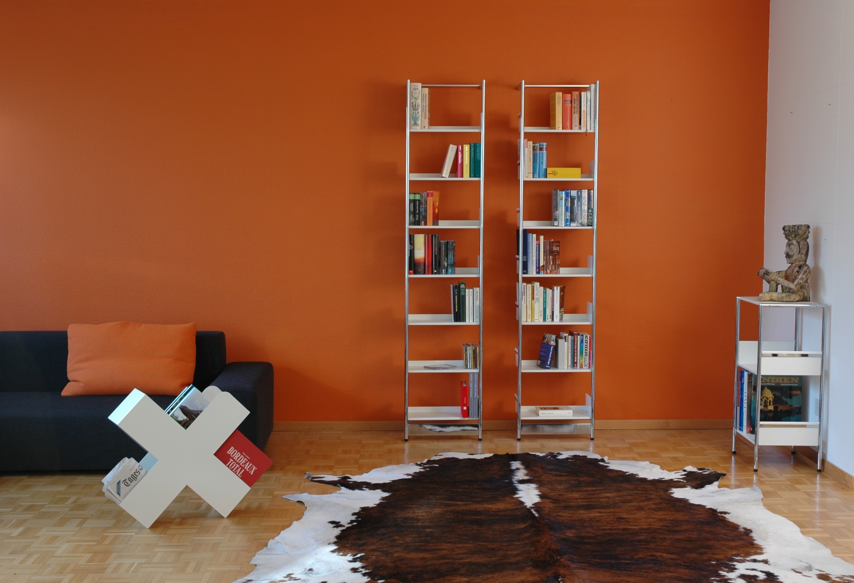 Pool 196 Medium Leaning shelf Mox