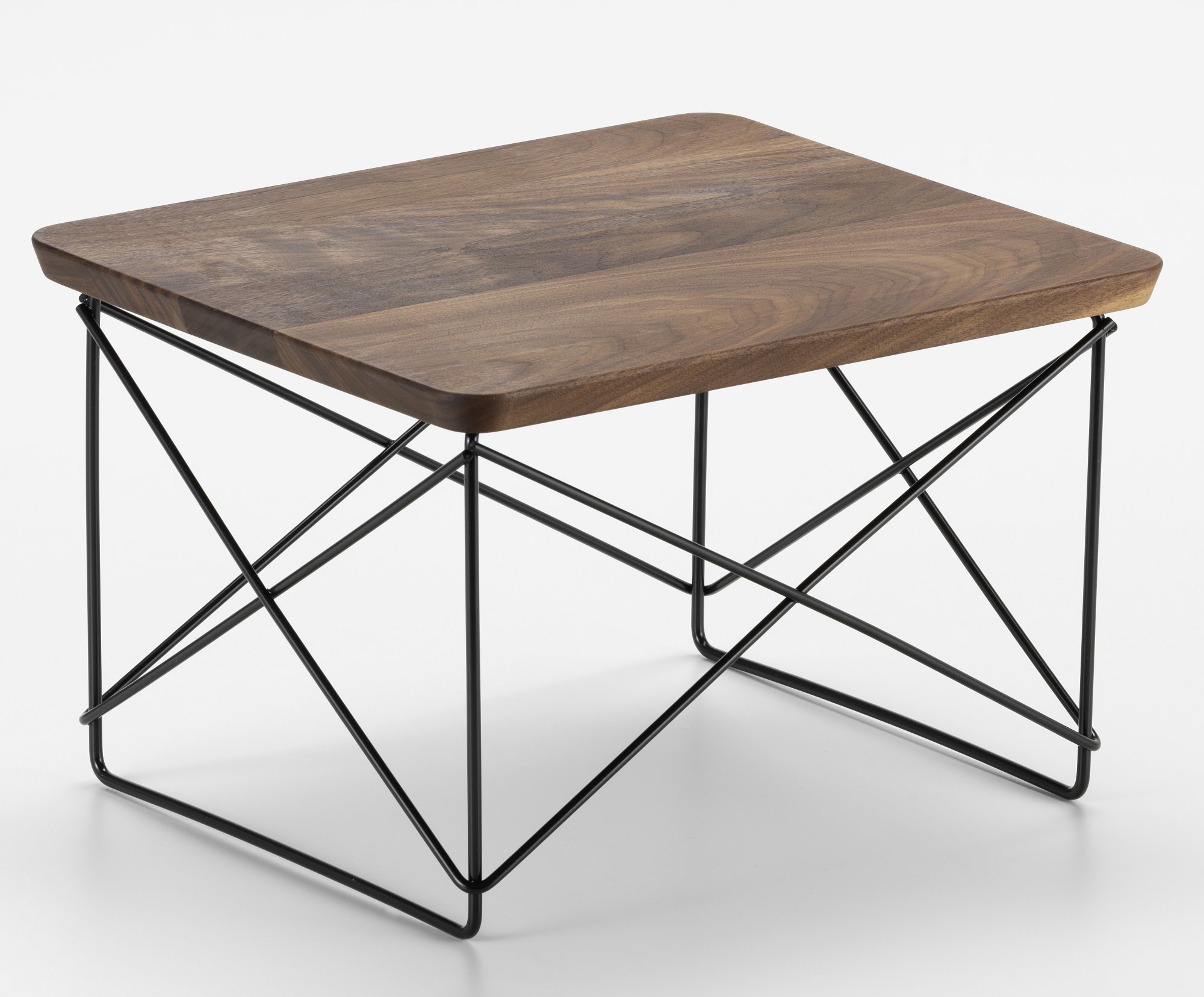 Vitra Occasional LTR Beistelltisch mit Nussbaumplatte und schwarzem Drahtgestell. Moderner kleiner Tisch.
