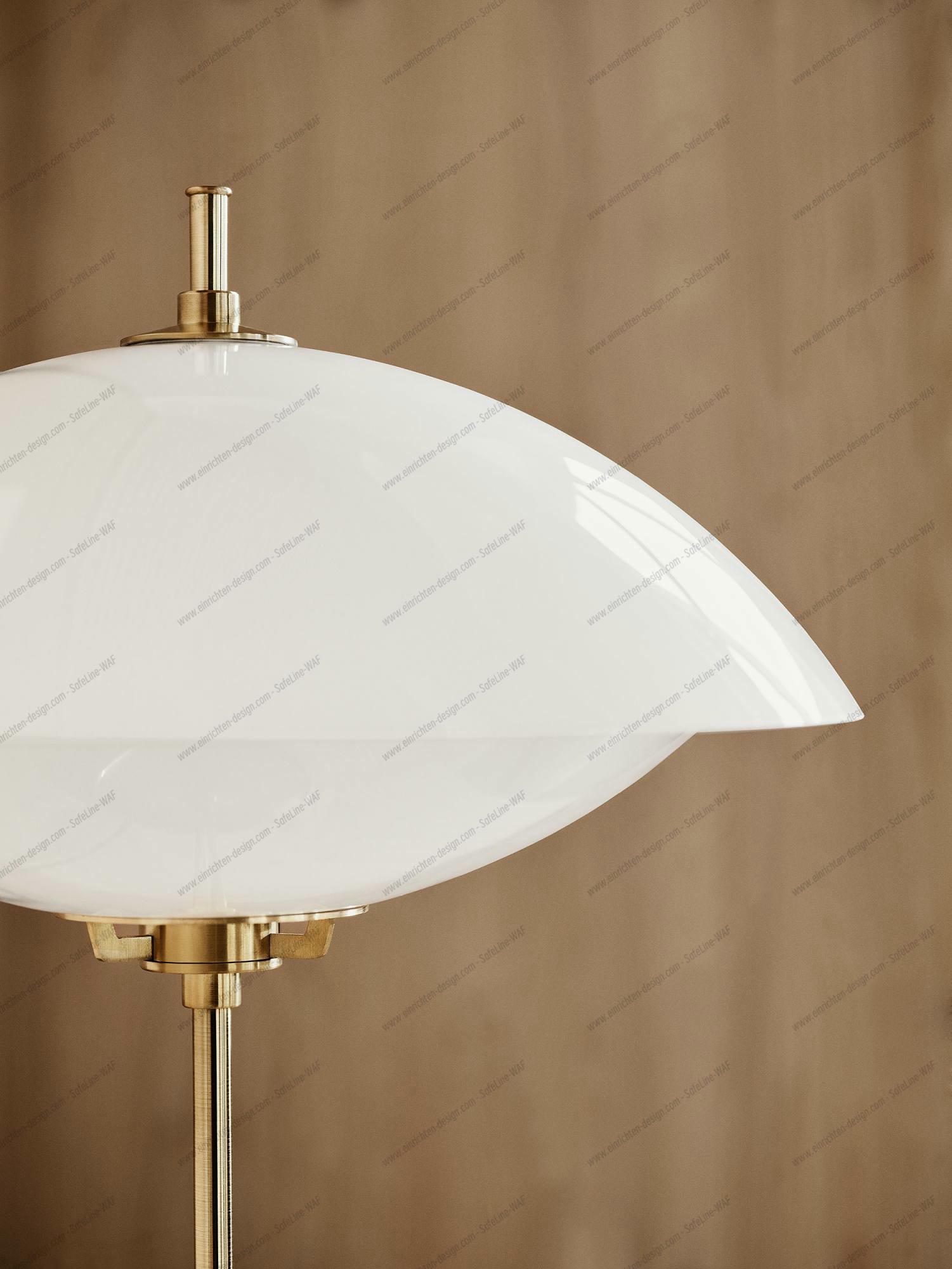 Clam Table lamp Fritz Hansen table lamp