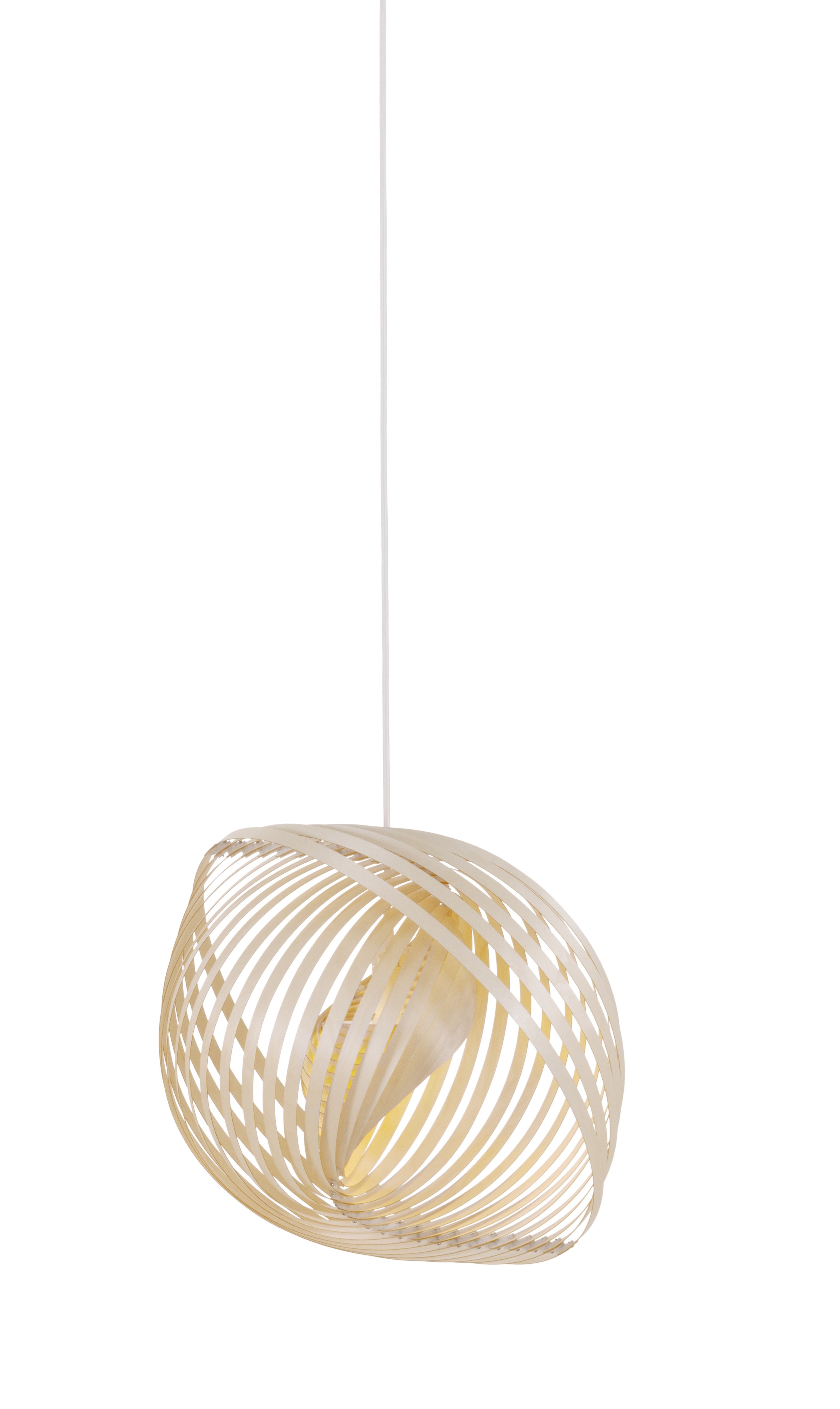 Adilo Pendelleuchte von Secto Design aus hellem Birkenholz, moderne Hängelampe für Wohnzimmer und Essbereich.
