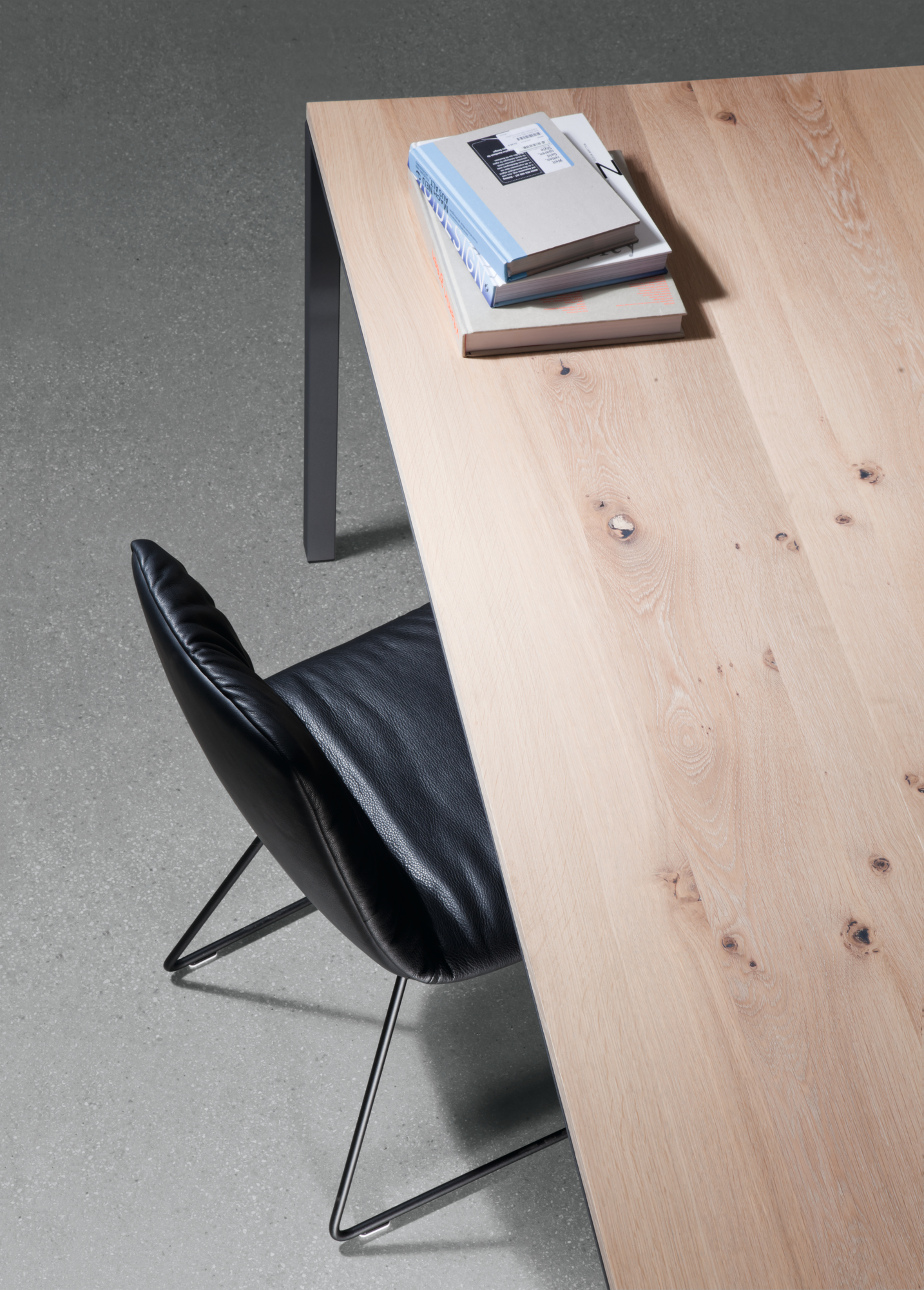 S 600 table oak Janua